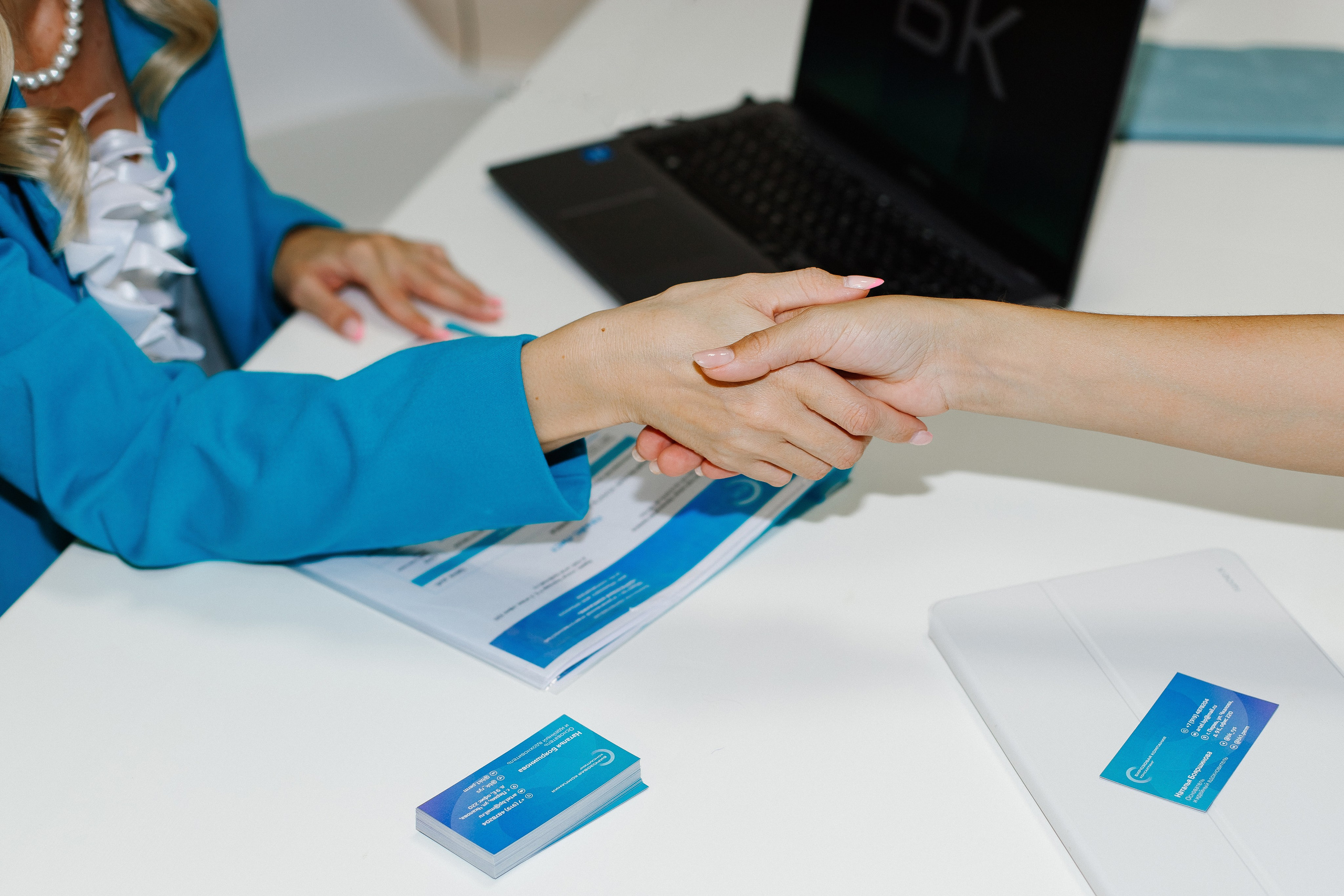 Контентная фотосессия для консалтинговой компании. Контентный фотограф в Перми Натали Кытманова