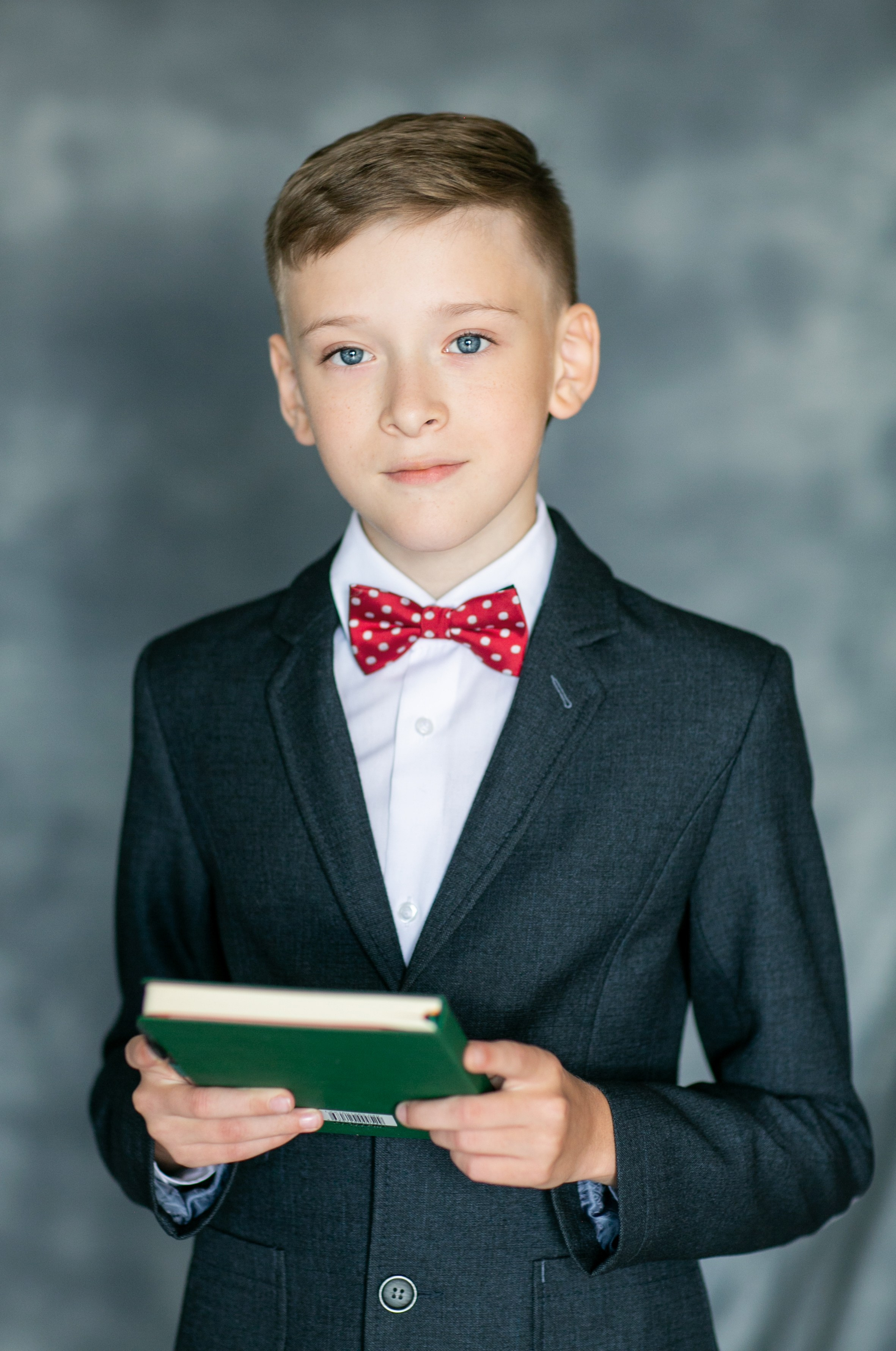 Портреты школьные. Школьный фотограф г. Чита