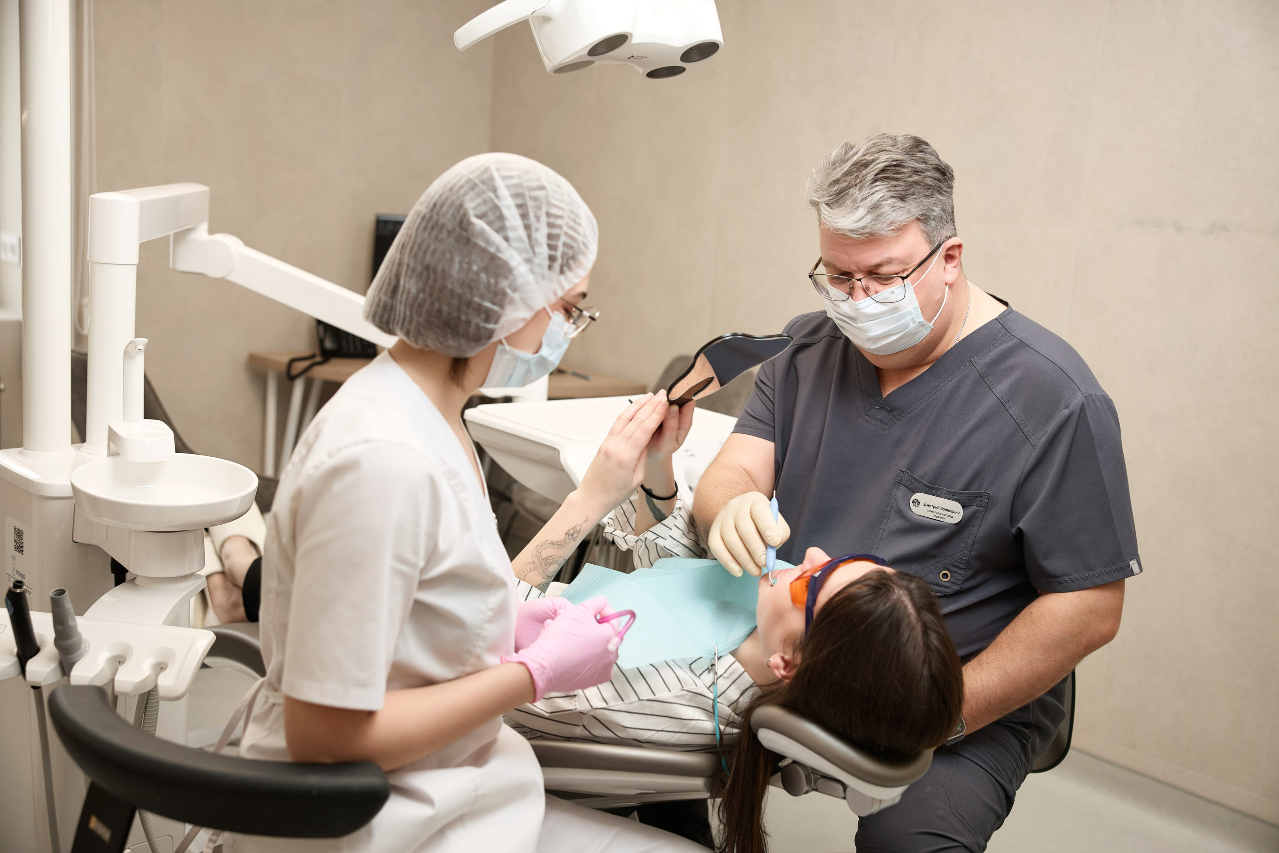 Фотосессия стоматологии Шустовы в Екатеринбурге