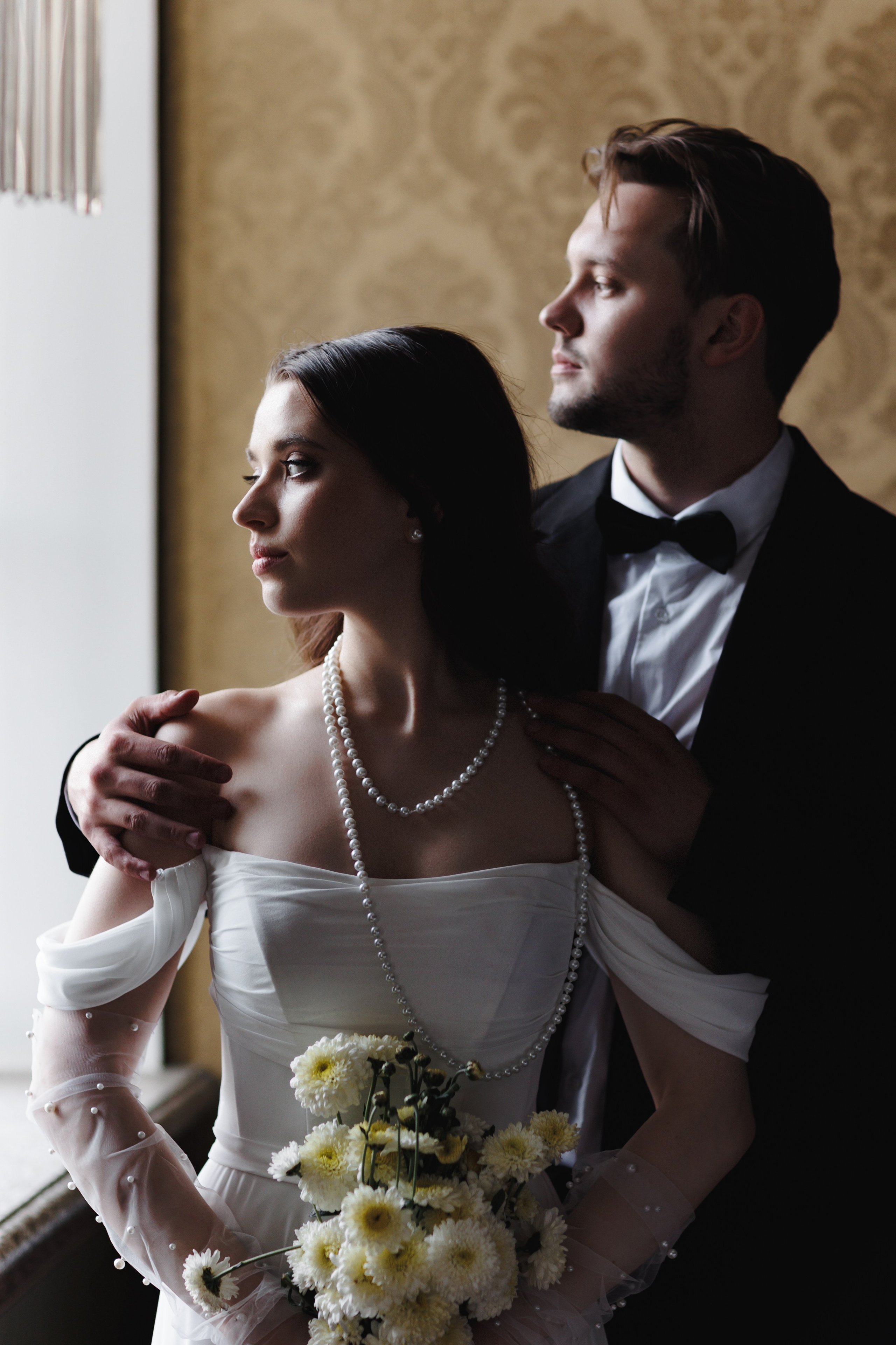 Свадебная фотосессия в квартире-студии. Свадебный фотограф в Москве Мария Крош