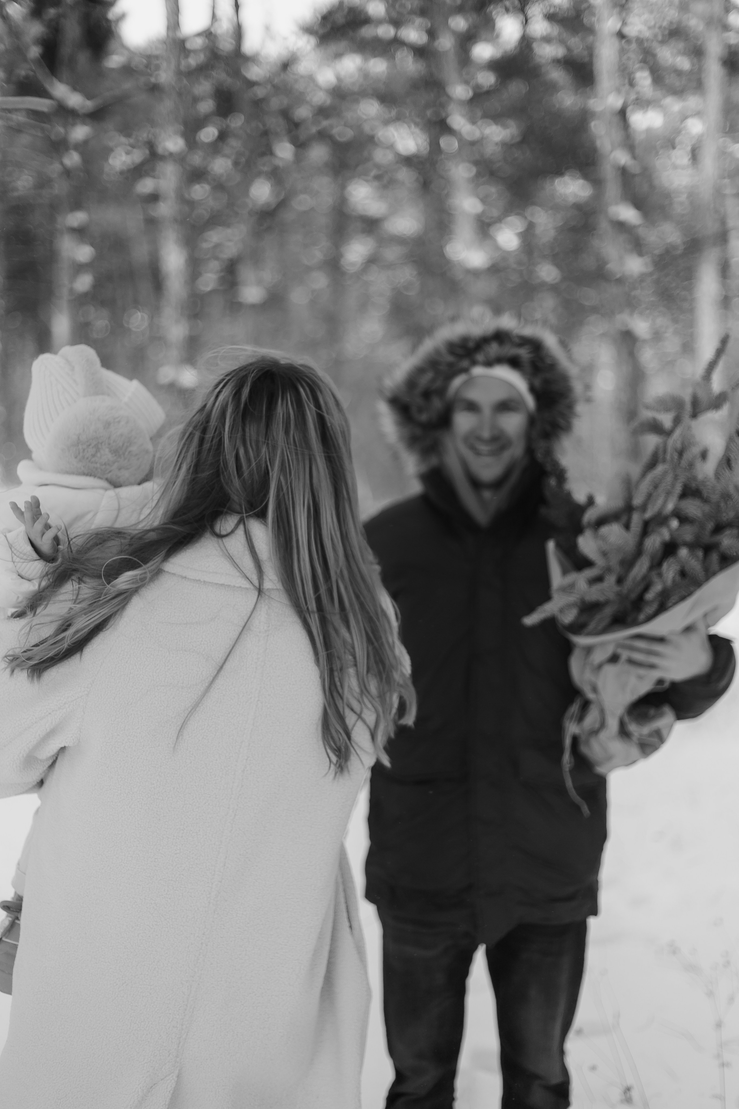 Евгений, Александра и Василиса в лесу. Фотограф в Крыму | Виктория Нотевская