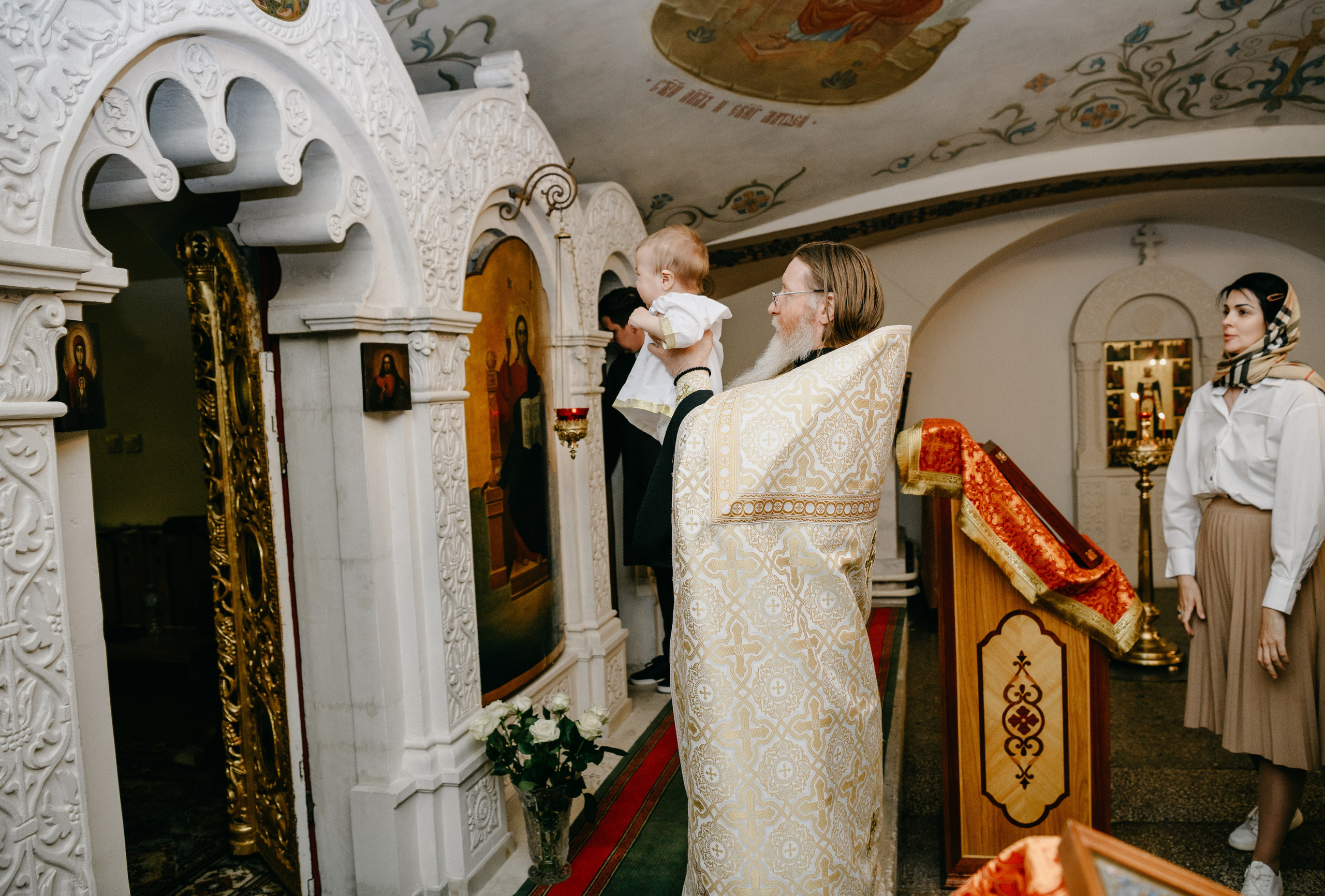 Крещение Александра. Фотограф на выписку из роддома в Москве и МО