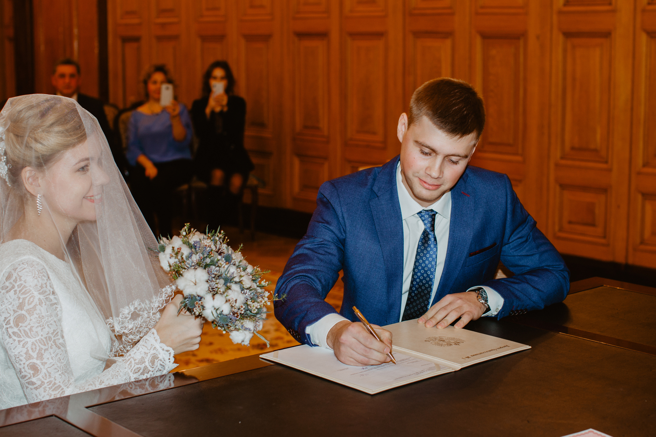 Фотограф на свадьбу. Свадебный фотограф в Москве и Балашихе