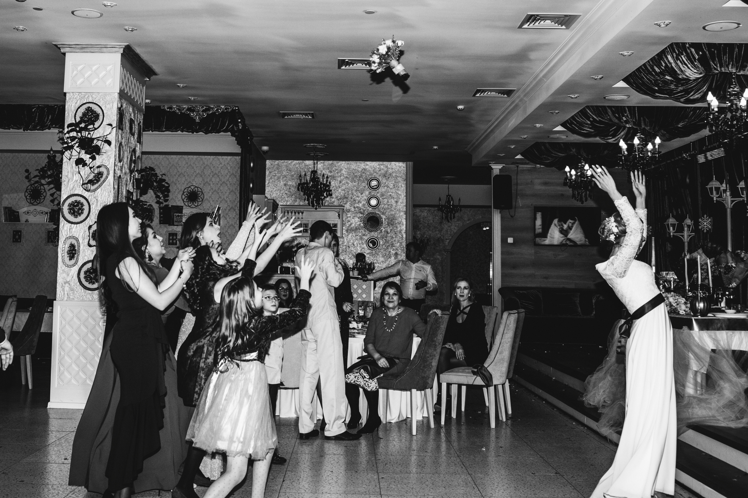 Фотограф на свадьбу. Свадебный фотограф в Москве и Балашихе