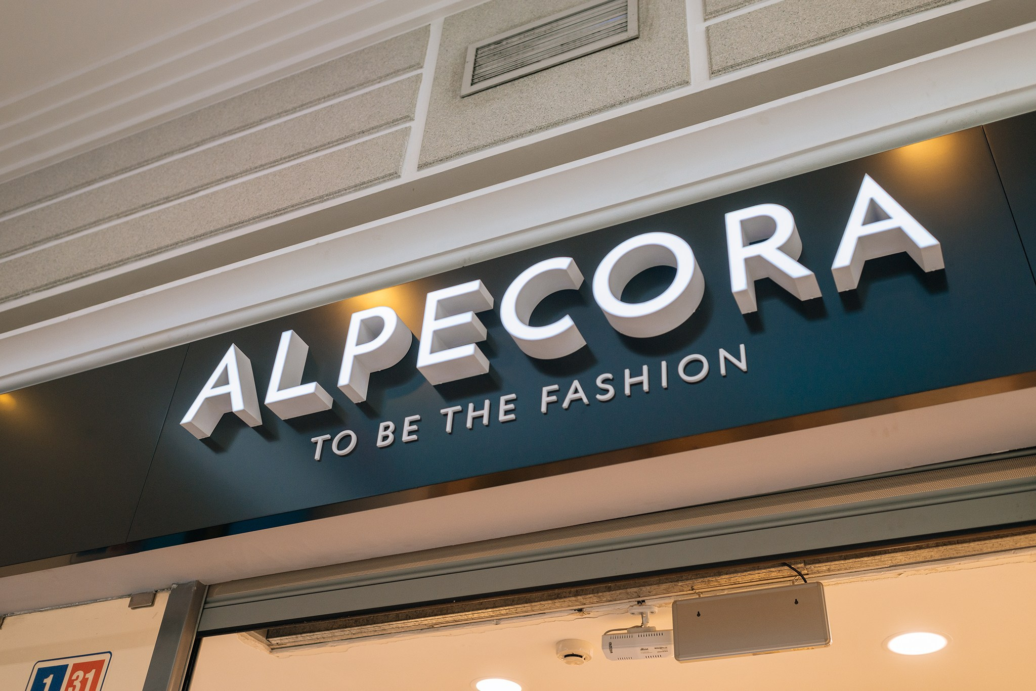 Alpecora. Женская одежда. Коллекция Весна-Лето 2024. Репортажный фотограф в Санкт-Петербурге Анастасия Клёпова