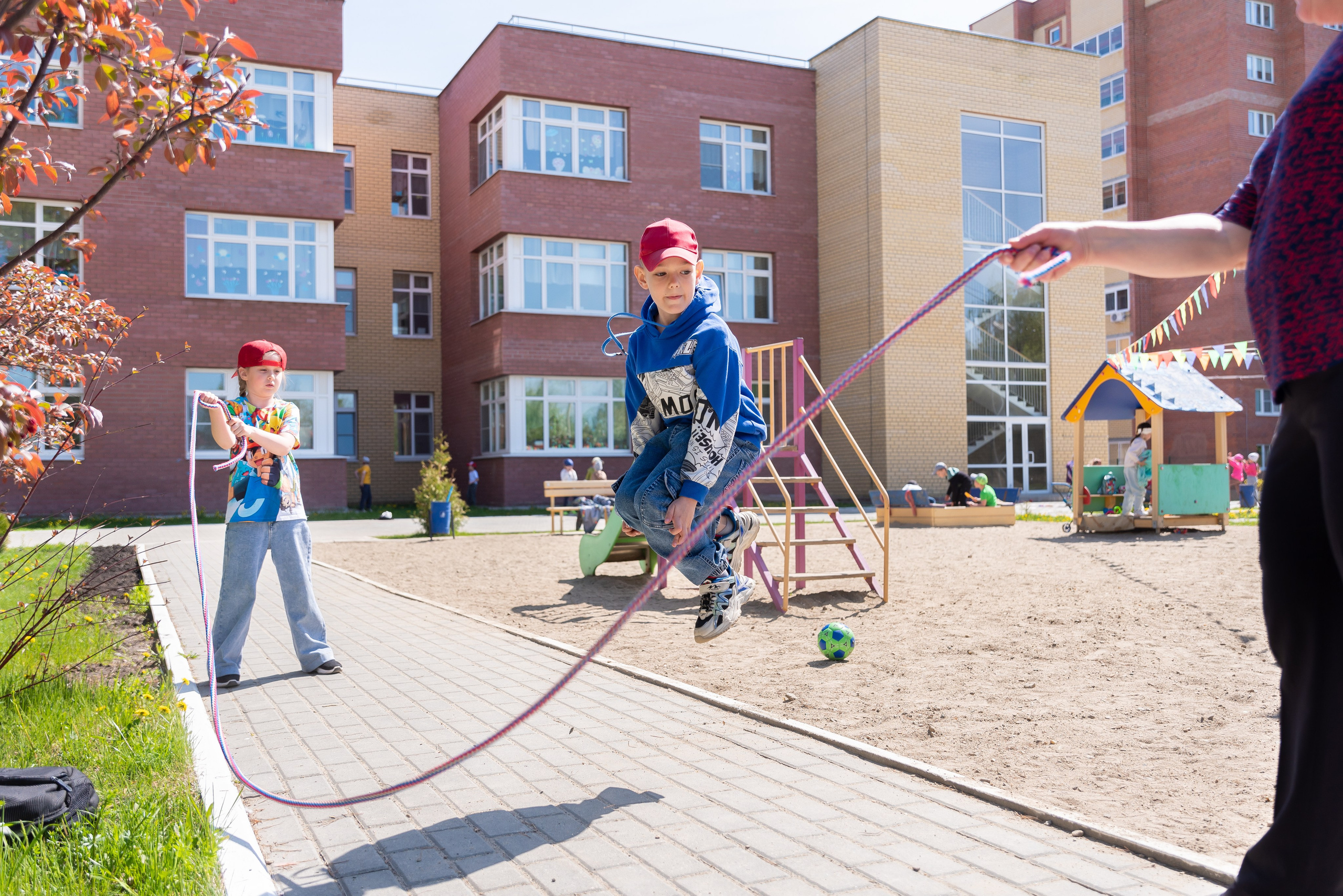 Фотосъёмка на прогулке. Детский фотограф в Екатеринбурге и Берёзовском Евгений Кондаков