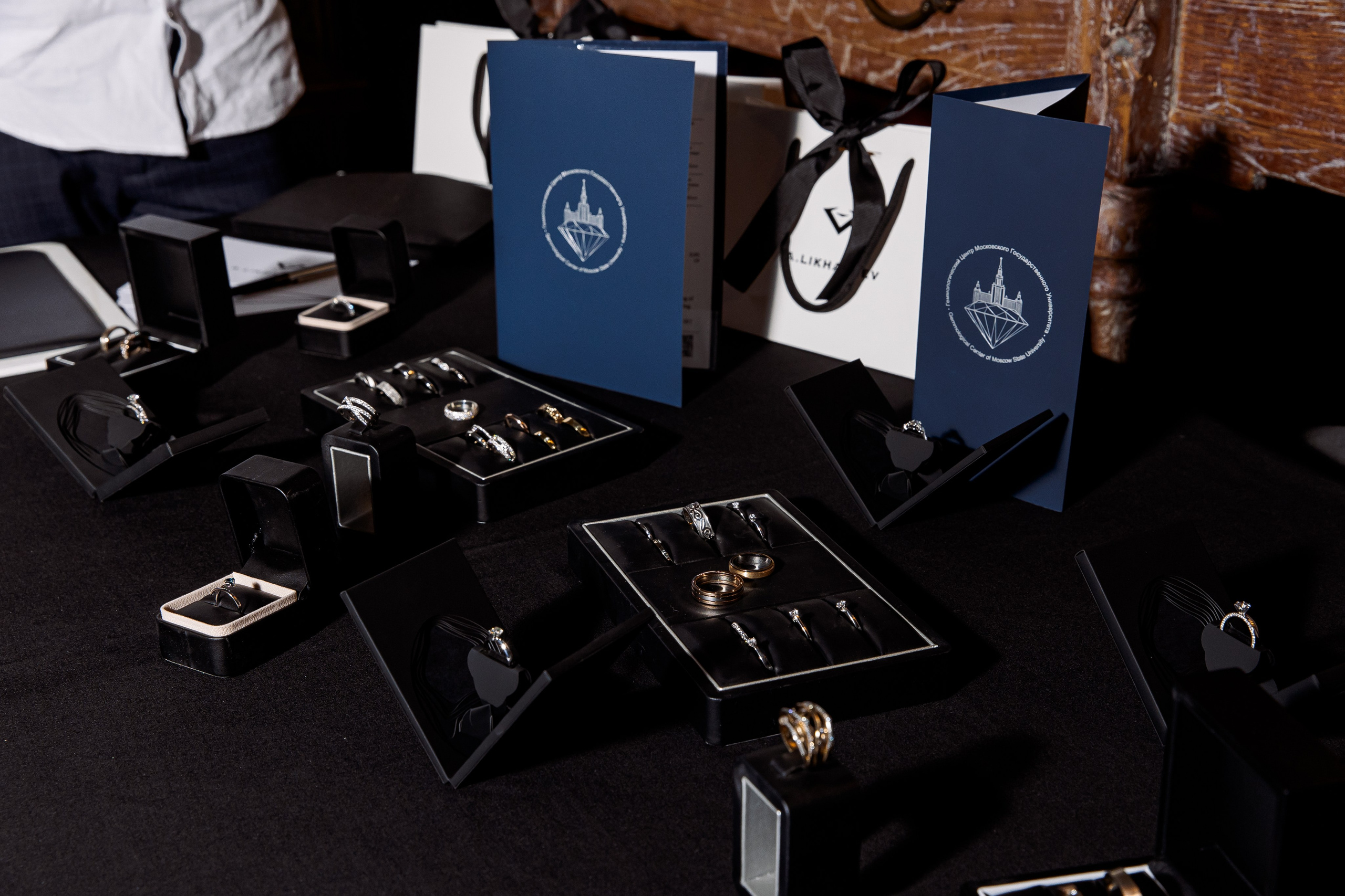 Свадебная выставка. Свадебный и семейный фотограф в Челябинске Юлия Ишимова