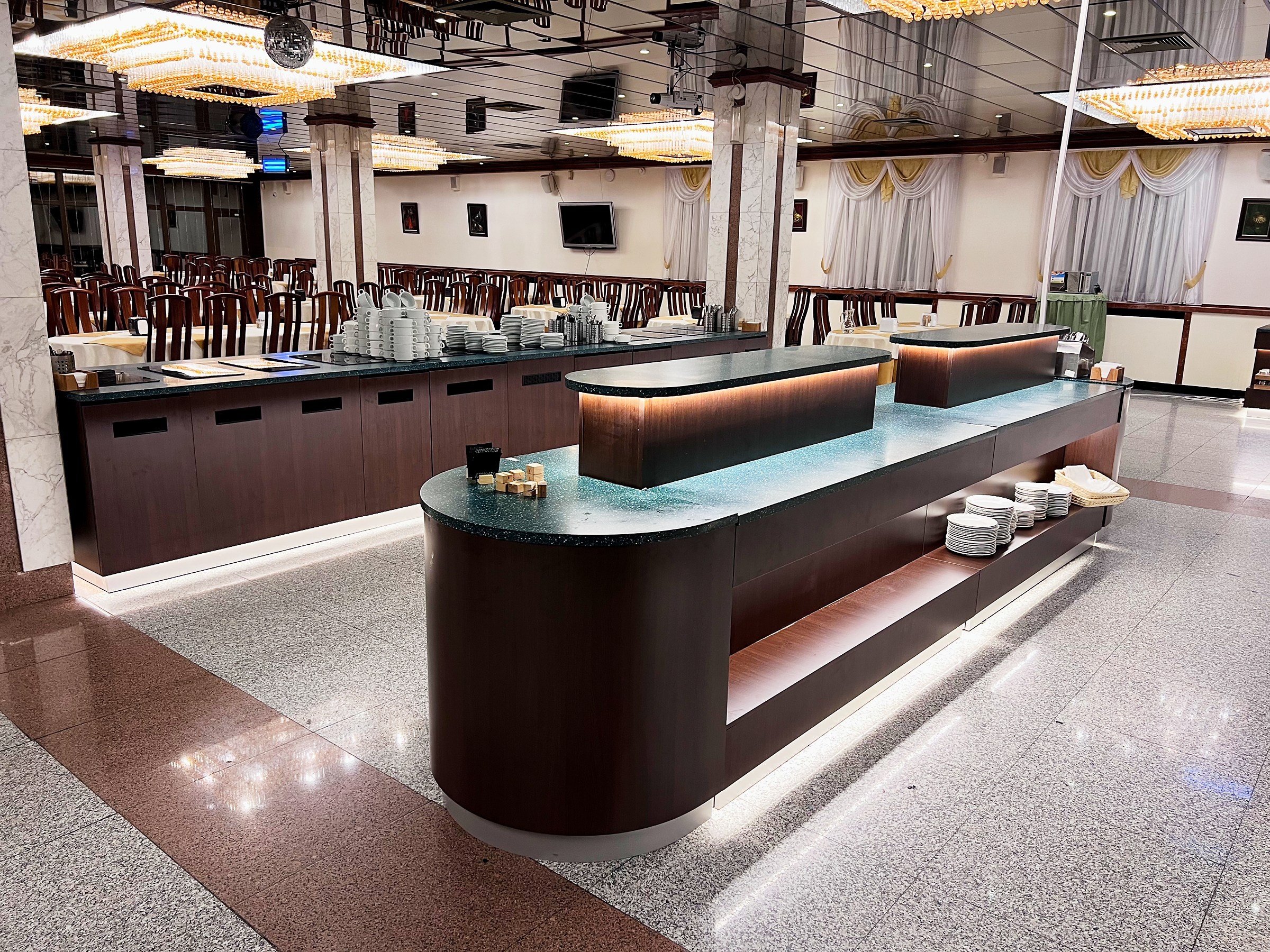 Шведская линия раздачи от производителя. Мебель для бизнеса: Блог о торговом оборудовании на заказ в Москве