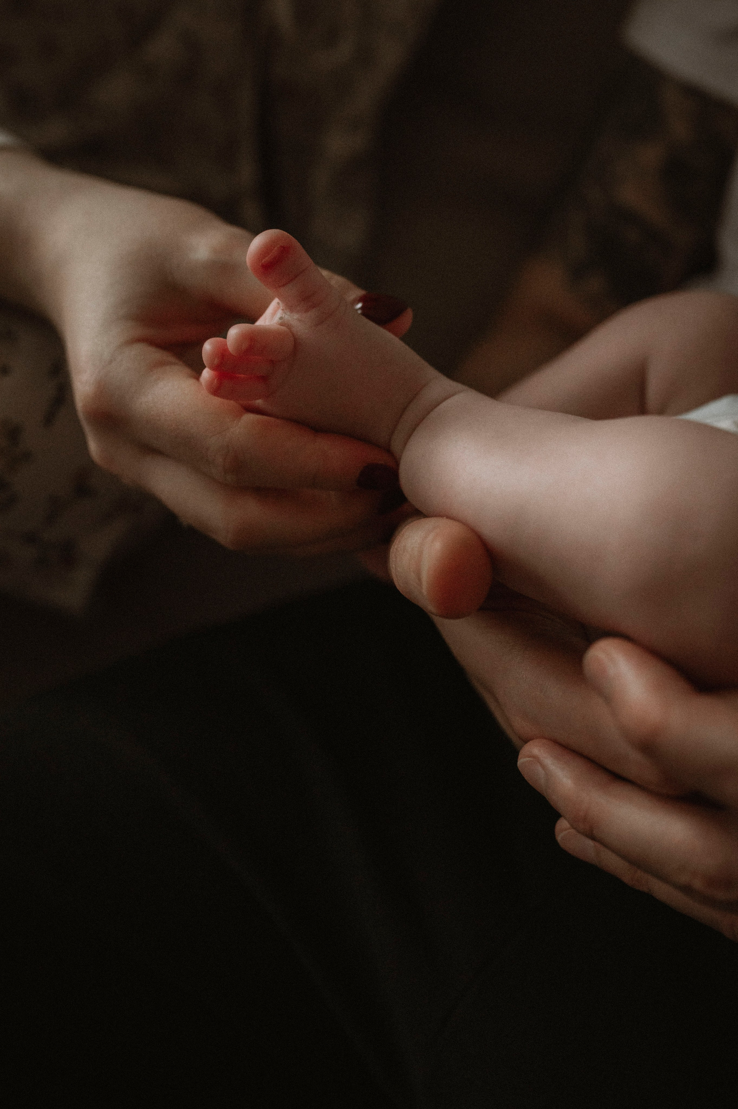 Семейная домашняя фотосессия. Профессиональный фотограф беременности в СПБ. Стильные фотосессии беременности в стиле минимализм и классическая фотография