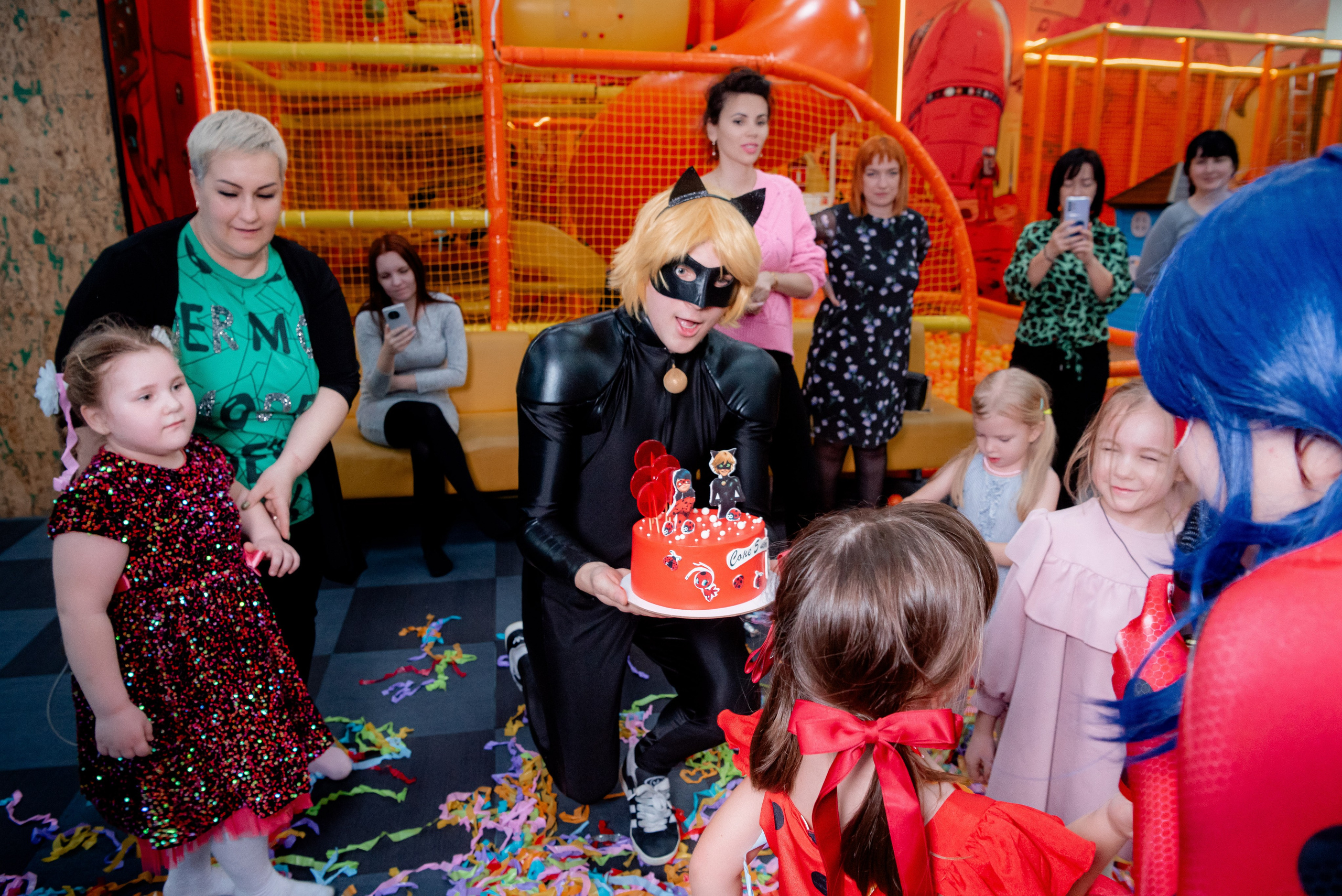 ДР в Локо Мотив Аниматоры Леди Баг. Фотограф в Волгограде и Волжском Александр Горбань