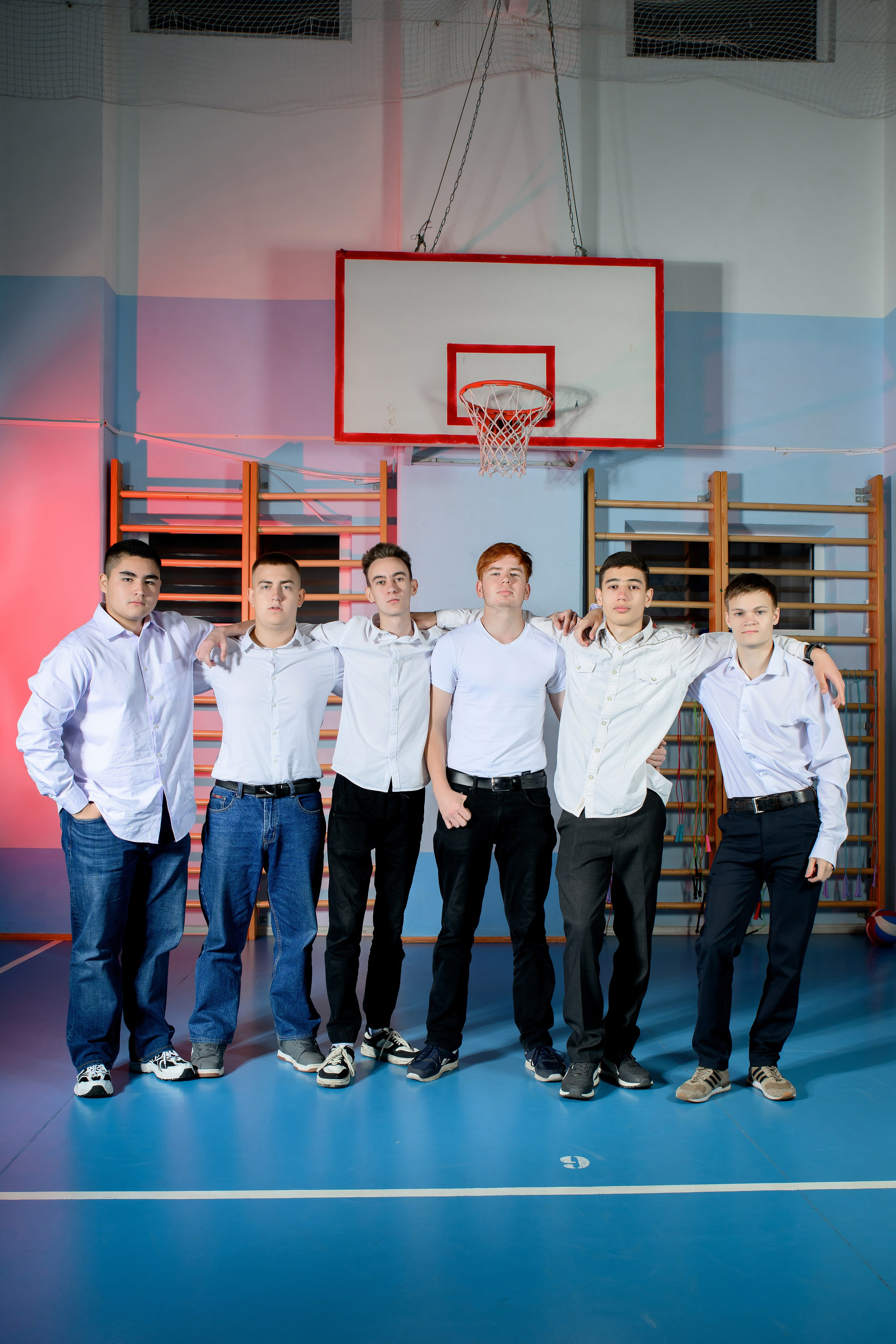 Школа № 1 — 11 класс выпуск 2025. Фотограф Ярмишко Дарья. Выпускные фотокниги