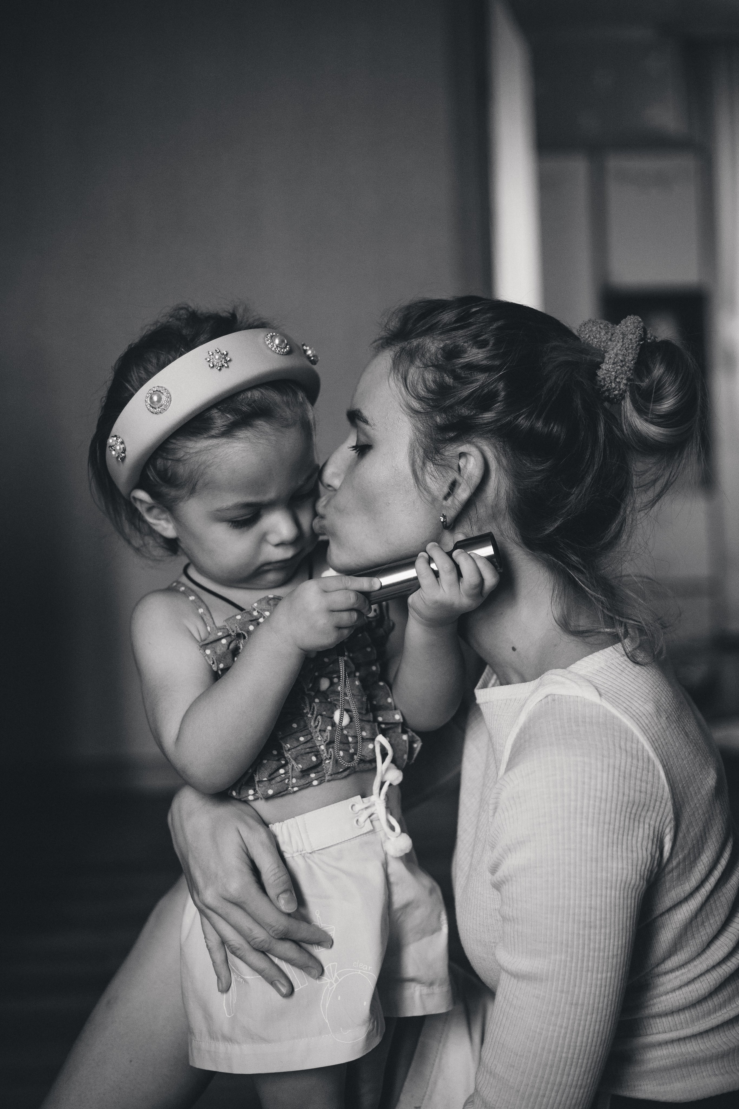 Домашняя фотосессия Мия и Яна. Семейный и женский фотограф Кемерово Мария Степ