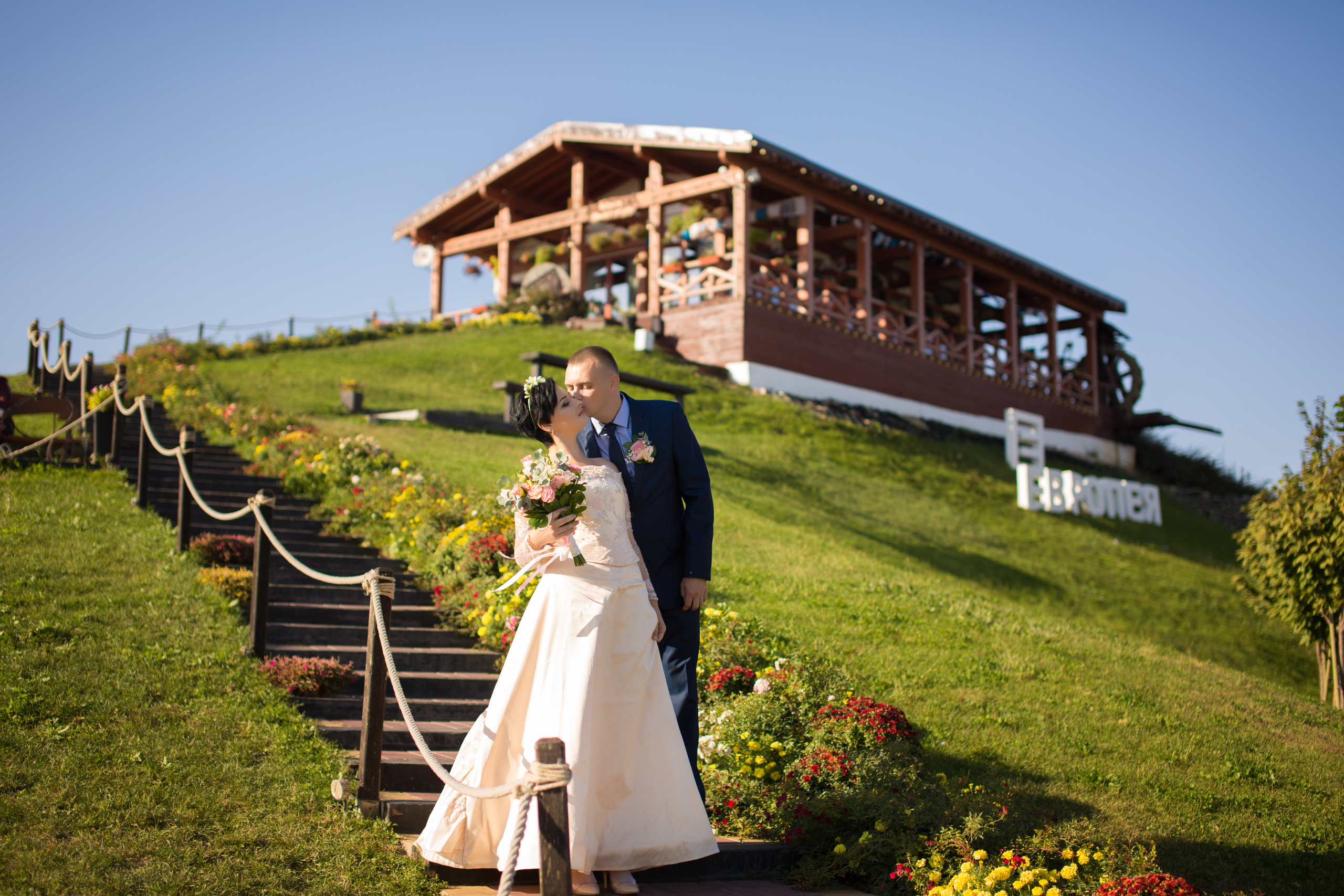 Свадебная прогулка. Свадебный и семейный фотограф/видеограф в Краснодаре Наталья Осинская