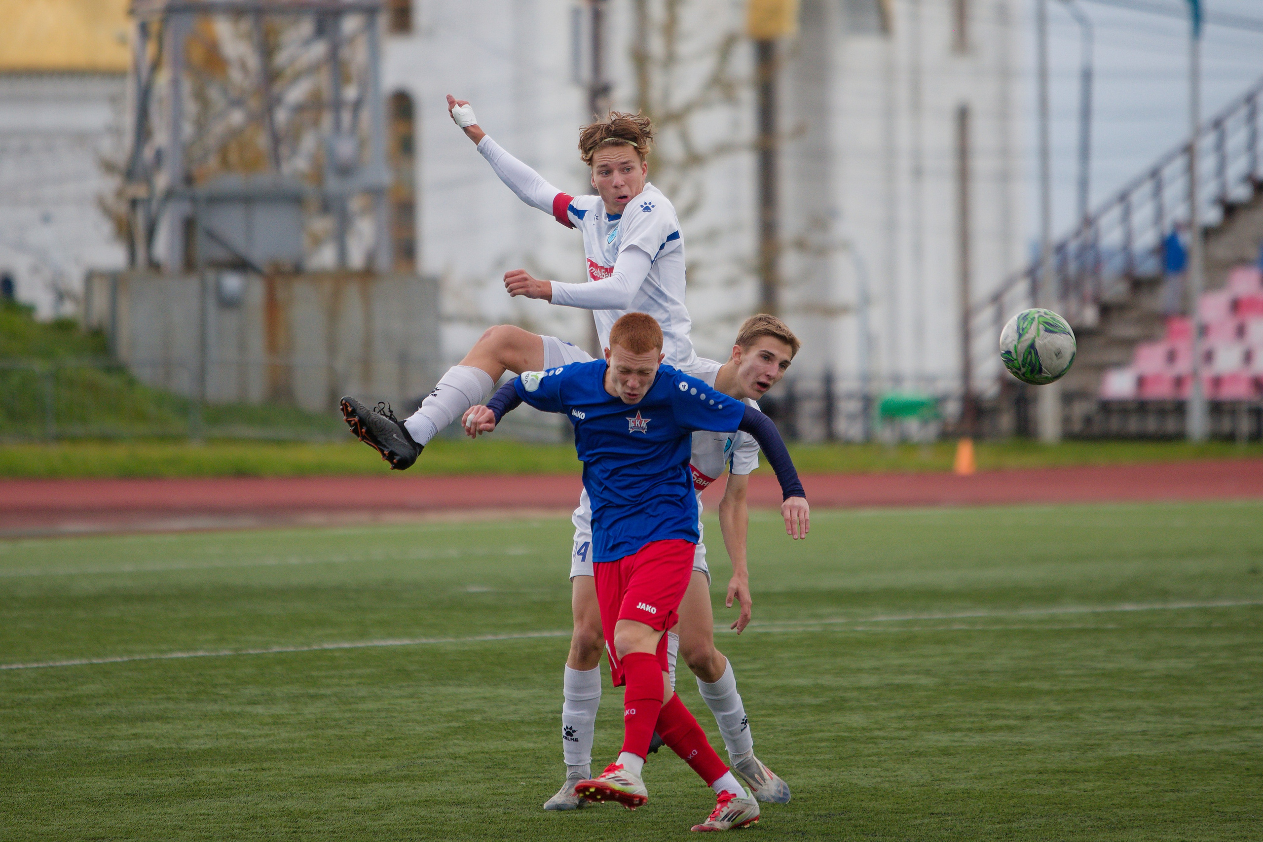 Матч ЮФЛ Сахалин-Хабаровск (U-18). Кутузов Евгений Фотограф в Южно-Сахалинске