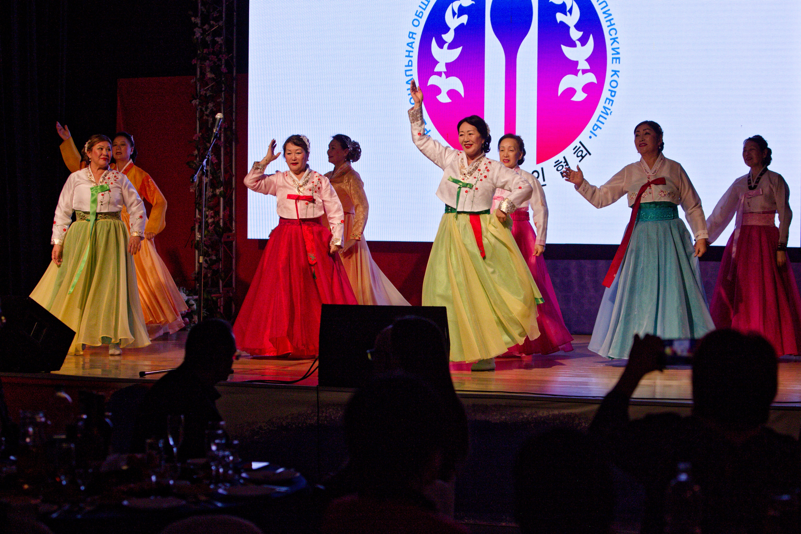 Новый Год по лунному календарю. Кутузов Евгений Фотограф в Южно-Сахалинске