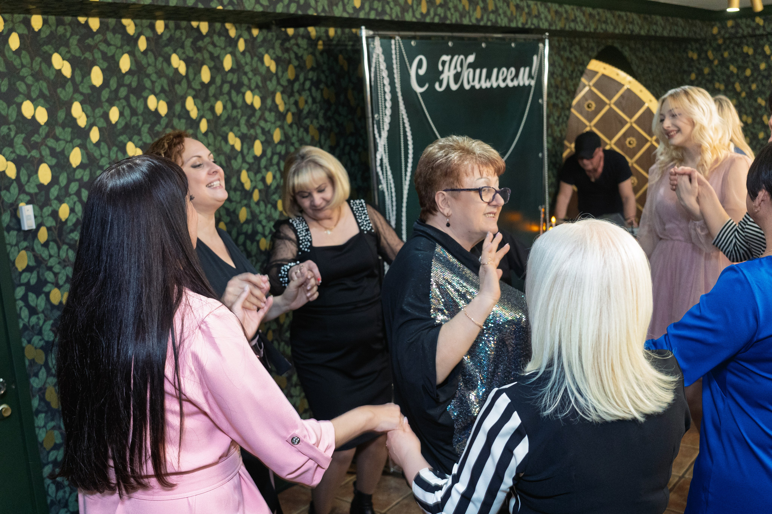 День рождения/ юбилей/ съёмка мероприятий. Фотограф в Волгограде и Волжском Анастасия Кальдина