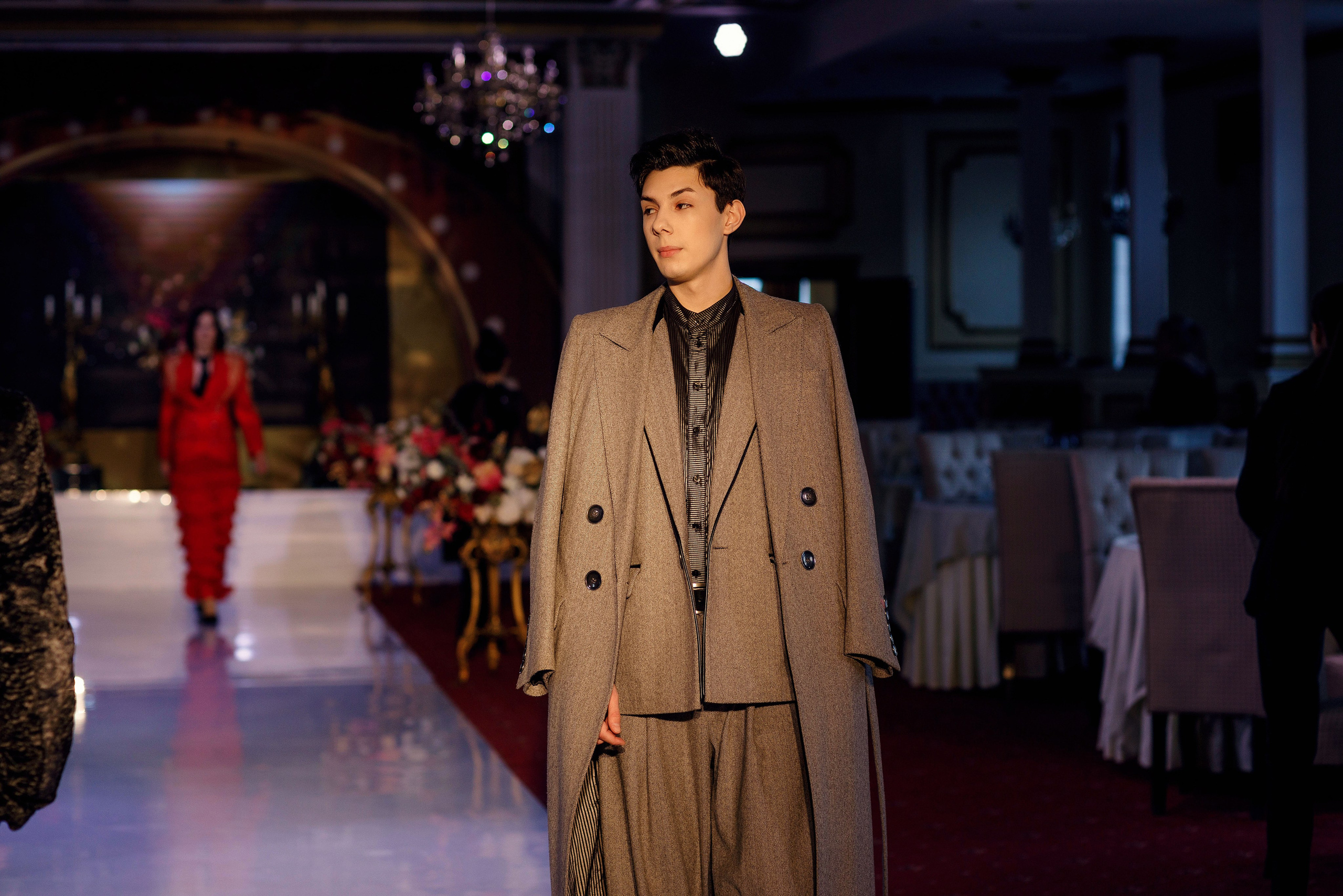 Показ коллекции Игоря Дадиани — 2023.04.01. Портретный и репортажный фотограф в Чебоксарах Андриян Чаркин