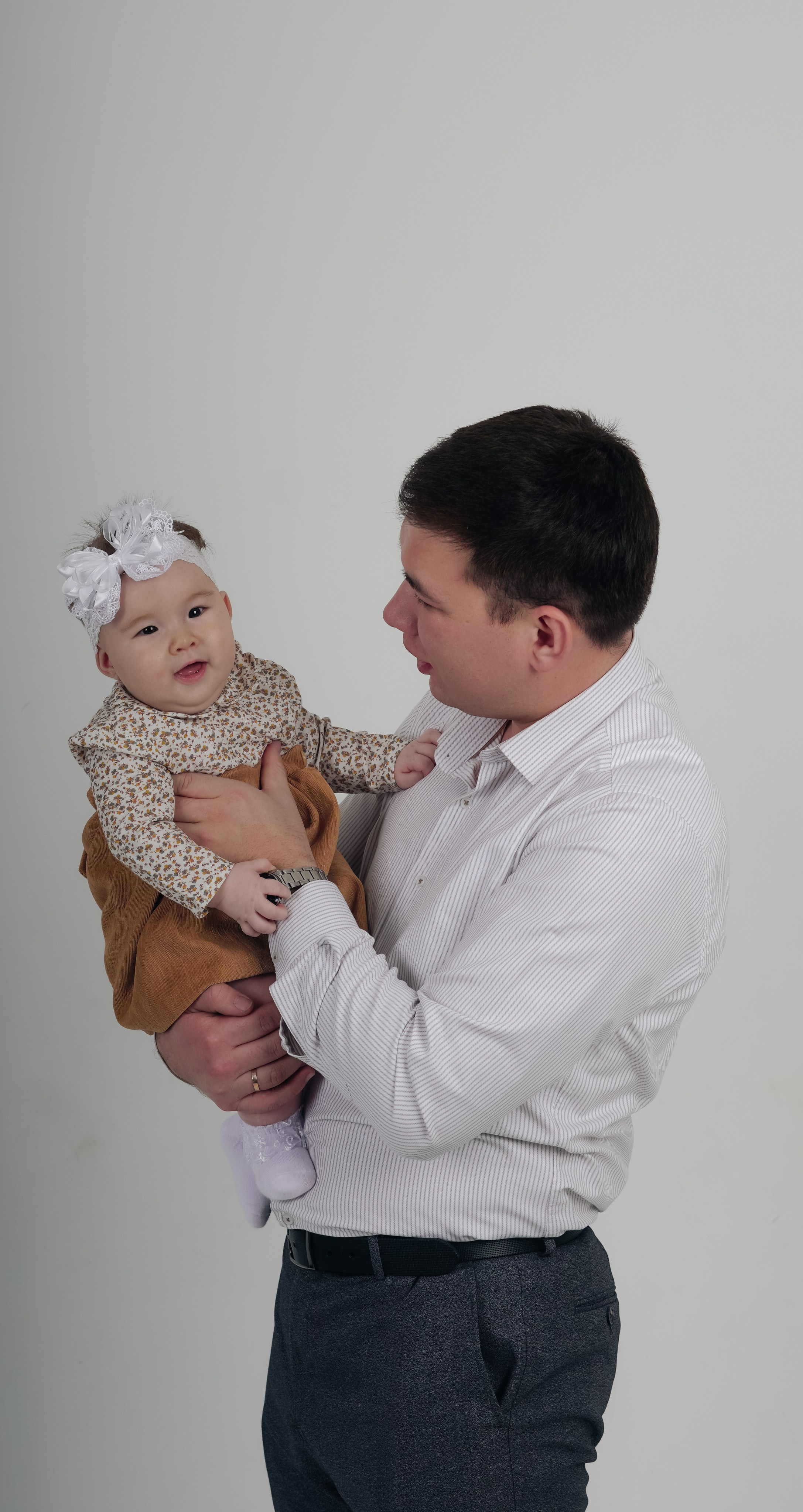 Family story. Уличный и студийный фотограф в Астане Ержанов Нурасыл