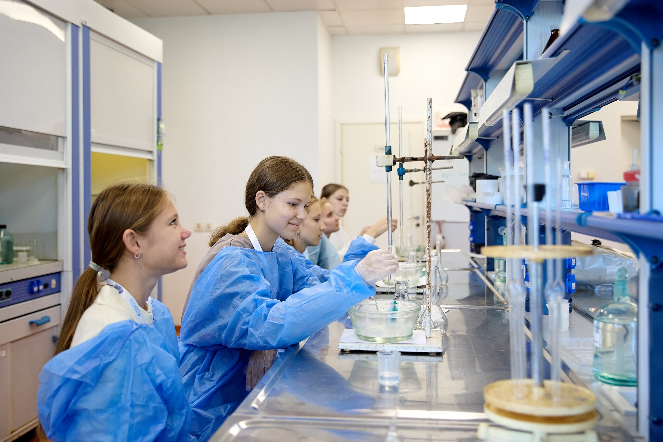 Университетские смены 2025. Репортажный и студийный фотограф во Владивостоке Дударева Софья