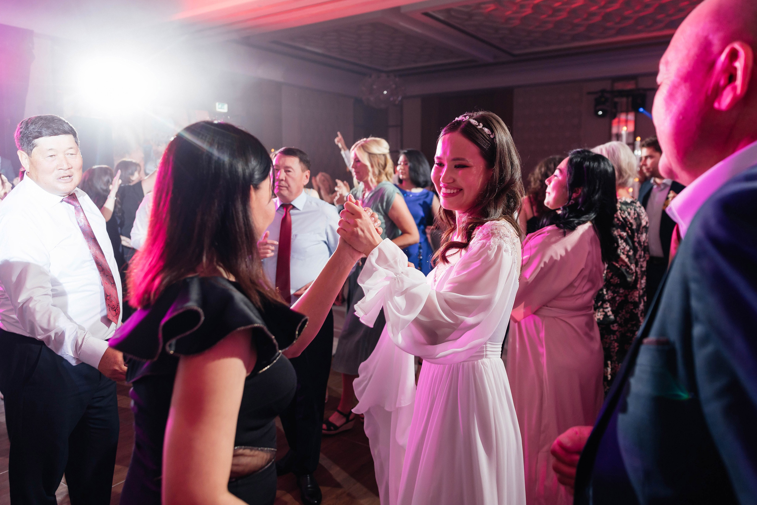 Alina Uzatu. Профессиональный фотограф в городе Астана/Алматы Даурен Сембаев