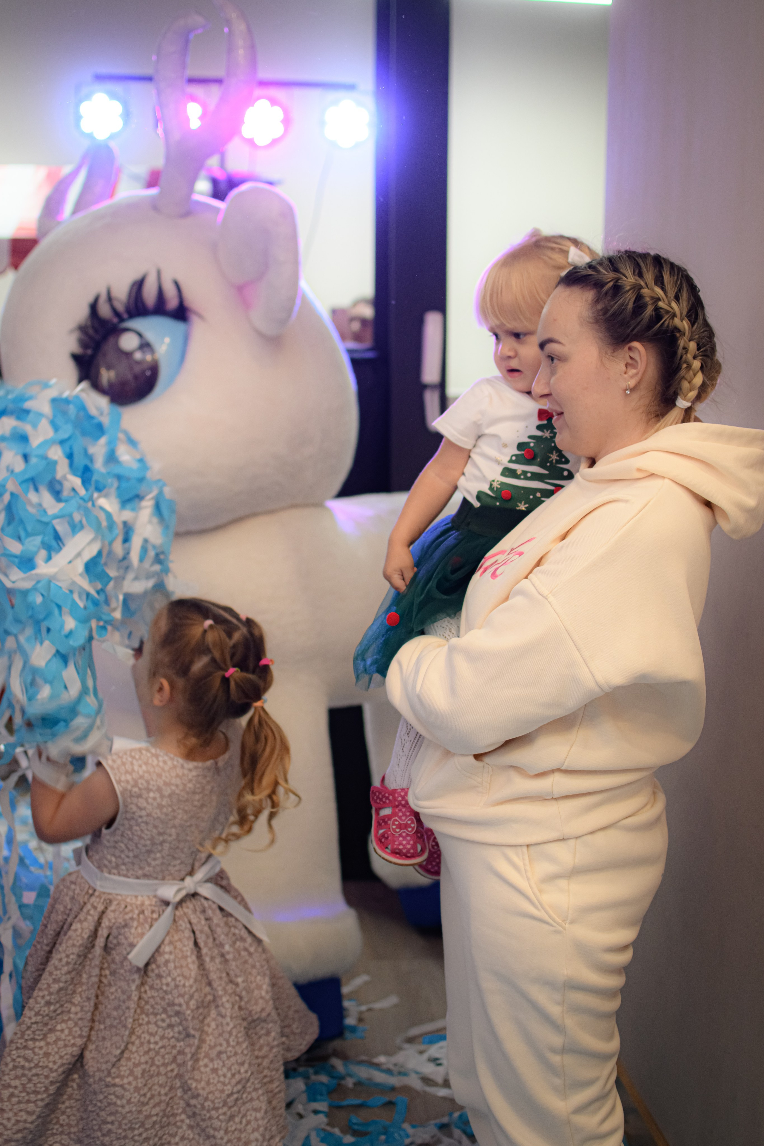 HAPPY NEW YEAR. Photokarish