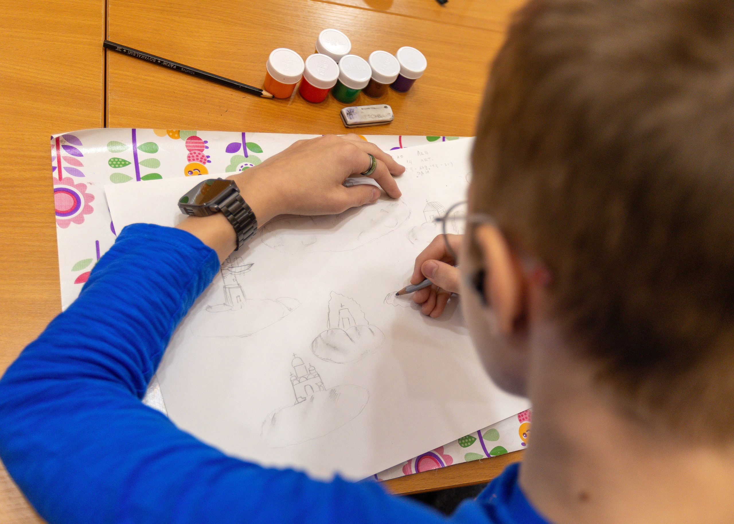 Рисование в Воскресной школе при Храме Живоначальной Троицы. Выпускные альбомы и школьный фотограф в Подольске, Троицке, Щербинке, Москве и Московской области