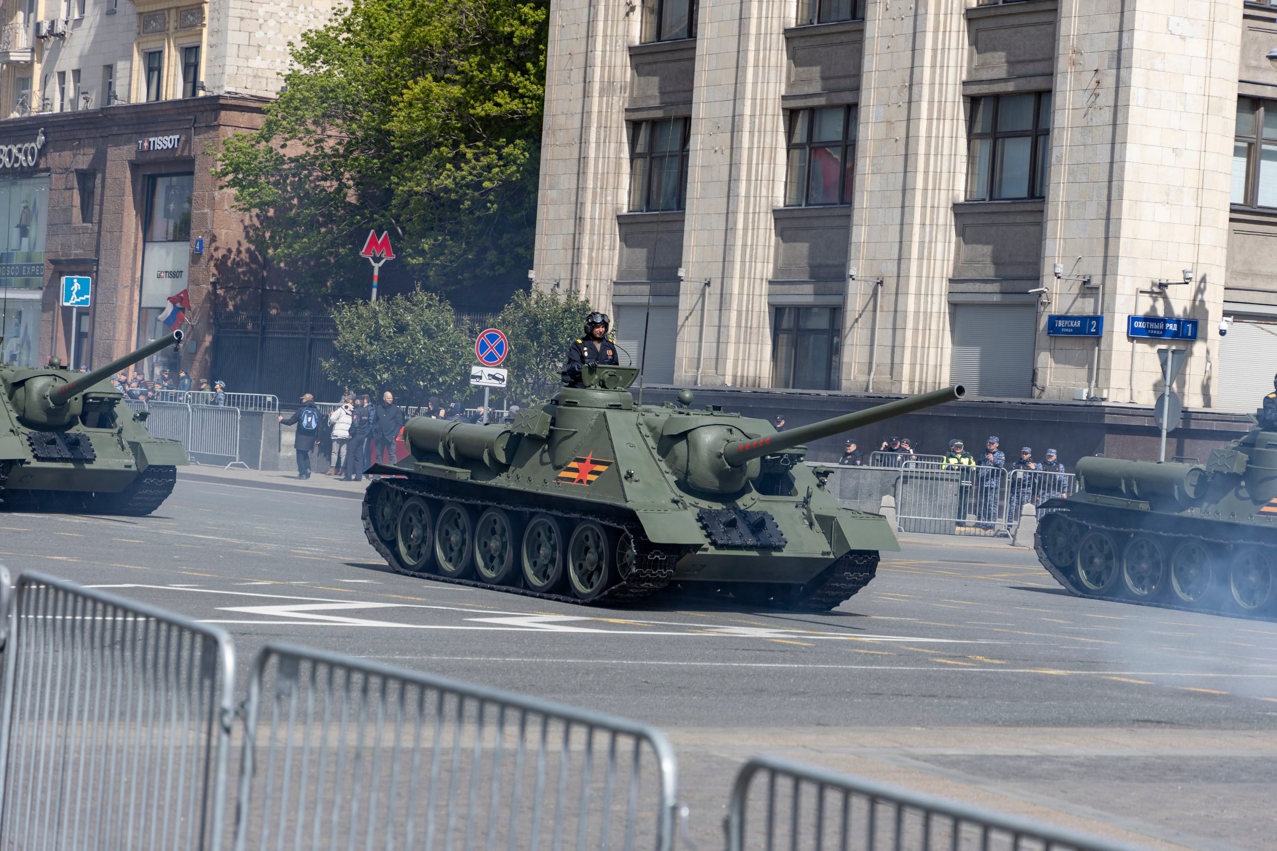 Репетиция парада победы 7 мая 2025 боевая техника. Репортажный, семейный и студийный фотограф в Москве Демин Алексей