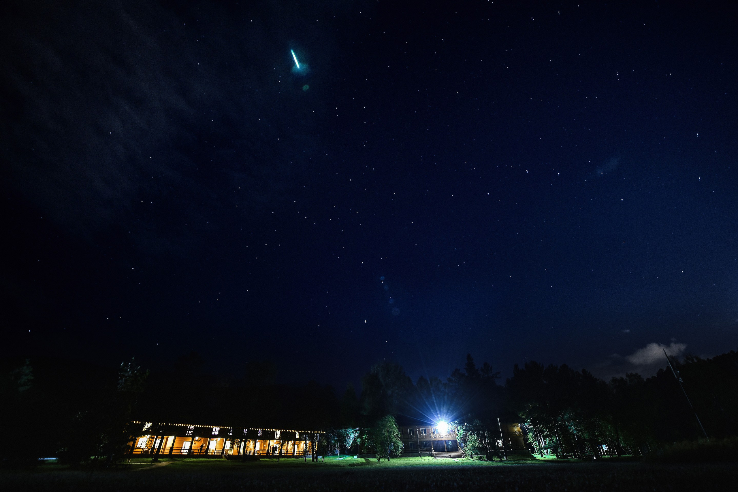 💐 Радик и Яна — душевная загородная свадьба в Villatic | Теплые фото под Красноярском. 📸 Свадебный и семейный фотограф в Красноярске Тихомиров Евгений | 17 лет опыта | 800+ свадеб