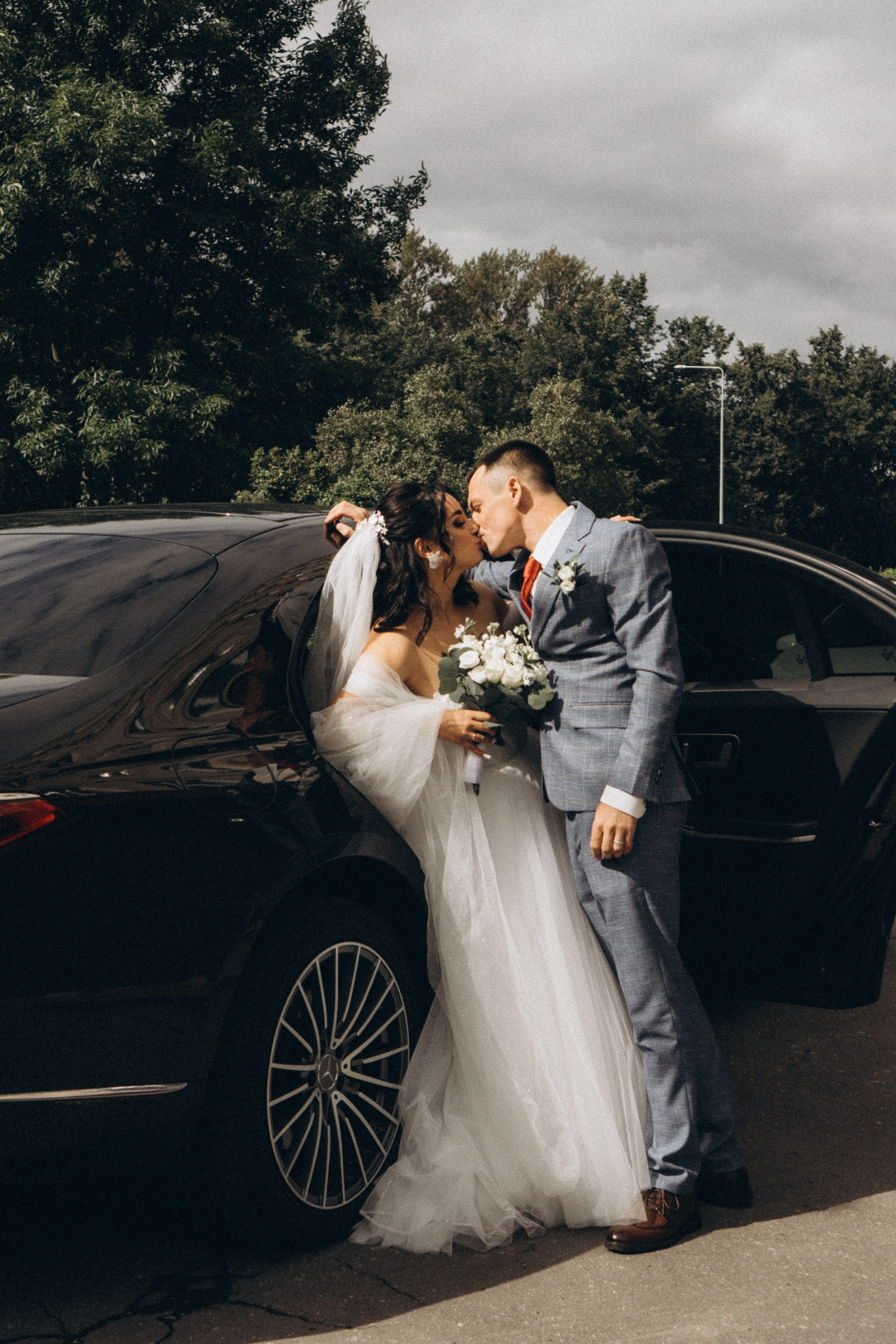 СВАДЕБНАЯ ПРОГУЛКА РЕСТОРАН МЫ ЖЕ НА ТЫ И ФОТОСЕССИИЯ С АВТОМОБИЛЕМ. Профессиональный фотограф, Санкт-Петербург — Виктория Богомолова