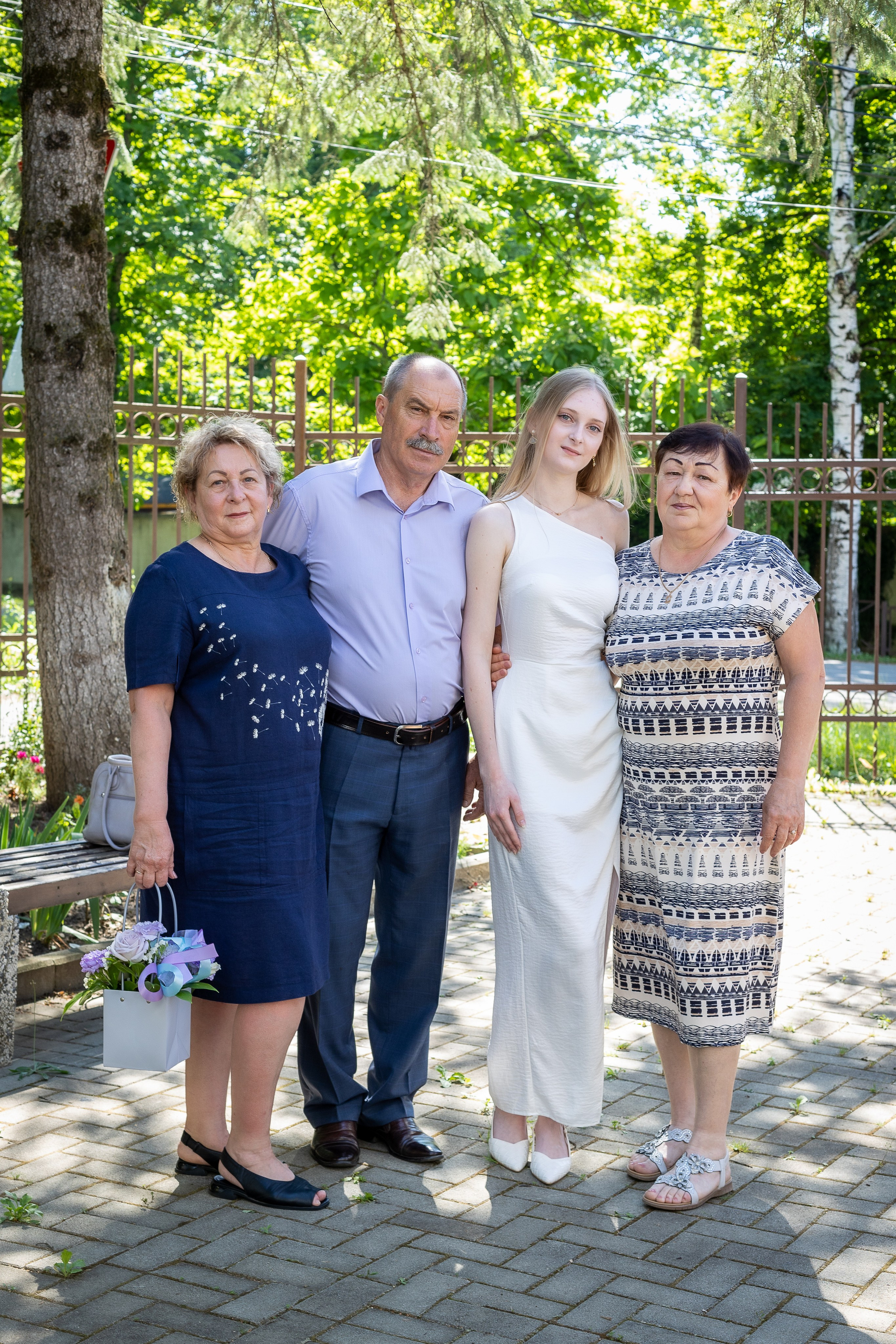 Вручение аттестата 2025. Выпускные альбомы Майкоп, Краснодар Елена Золотарева