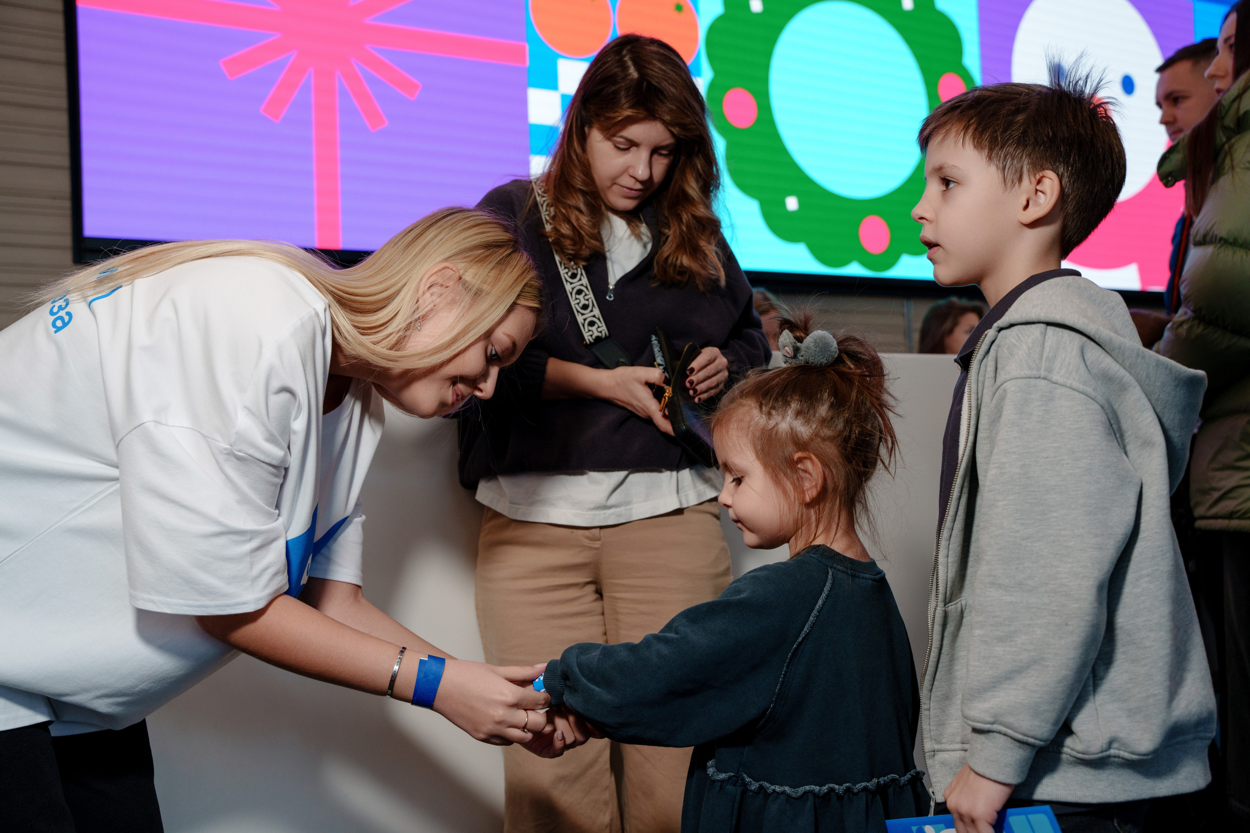 Репортажный фотограф VK Елка. Репортажный фотограф Москва Сергей Дружинин