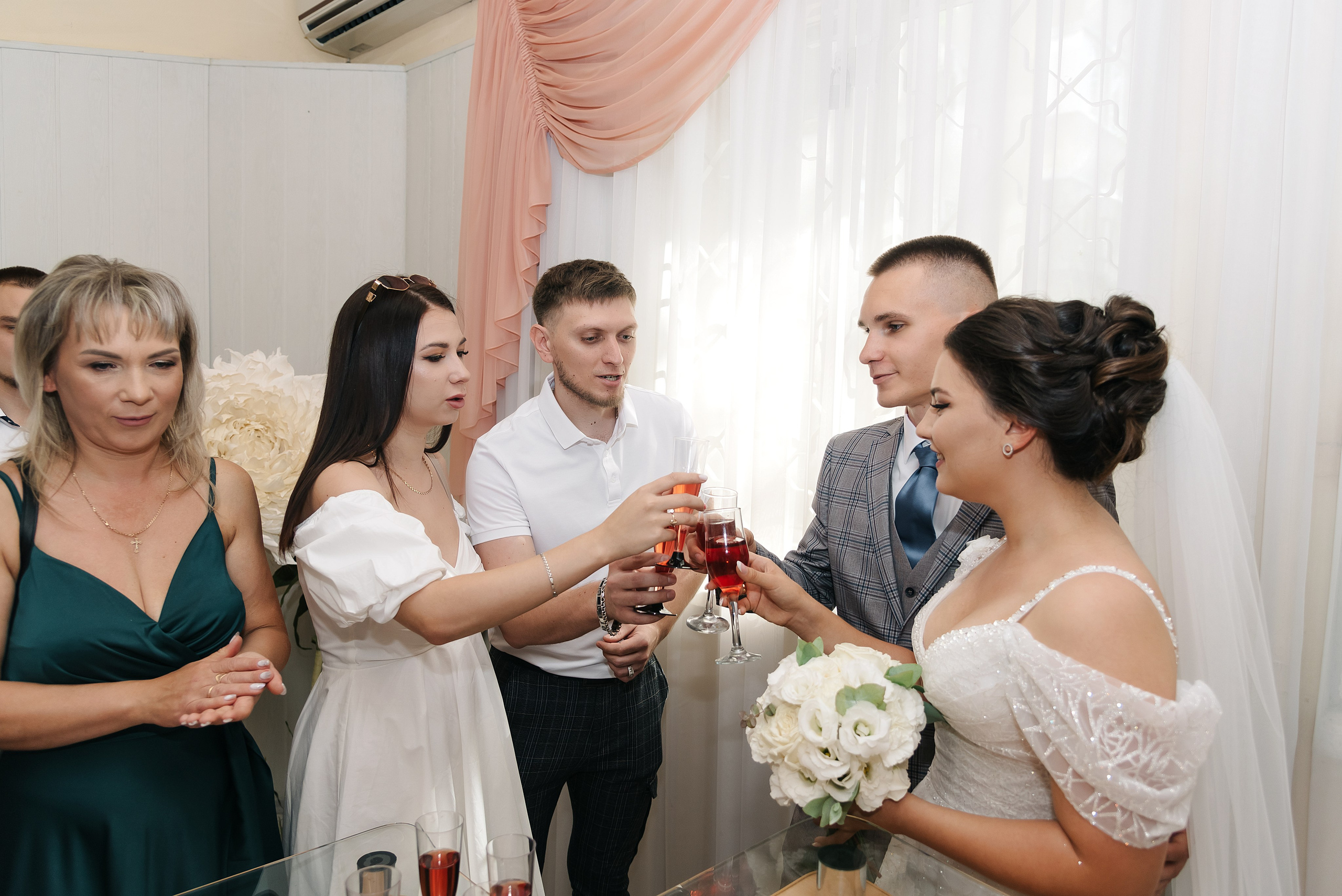 Роман и Карина. Фотограф Волжский Екатерина Егорова