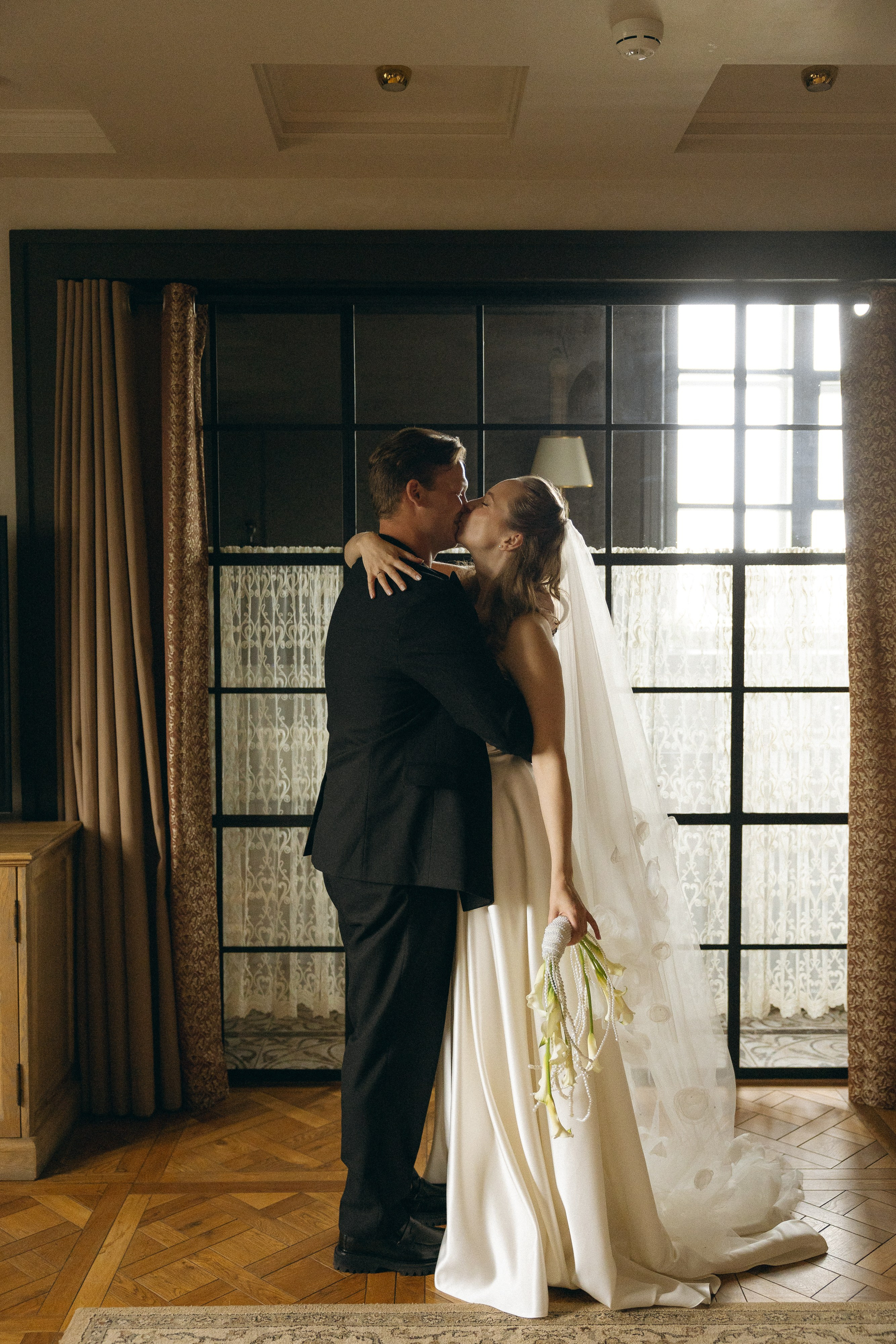 Напоминая о твоих поцелуях. Свадебный фотограф Таня Караисаева