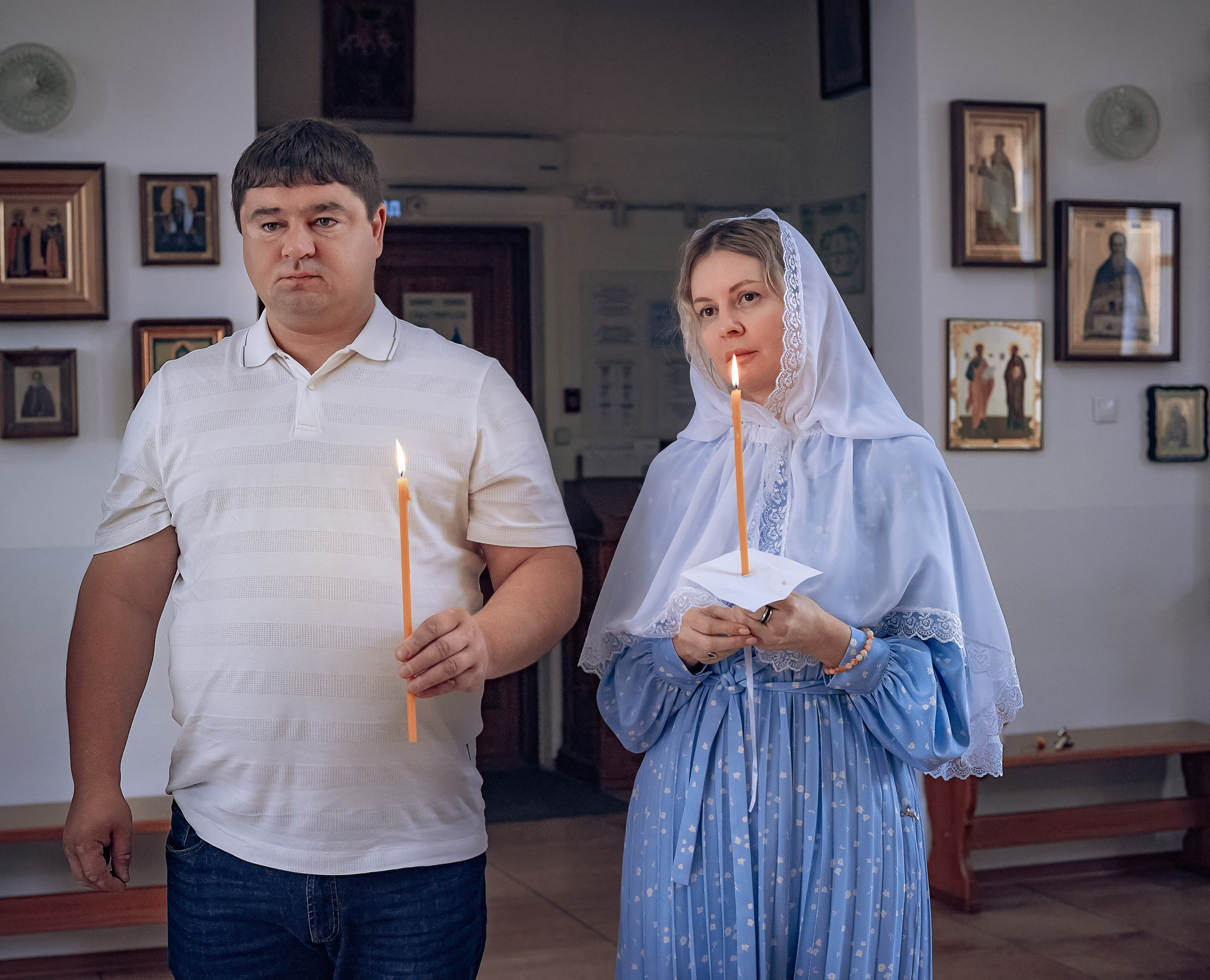 Крещение Алины в Трехсвятительской церкви Красноярск. Фотографы крещения/венчания  Красноярск Татьяна и Вячеслав Переваловы