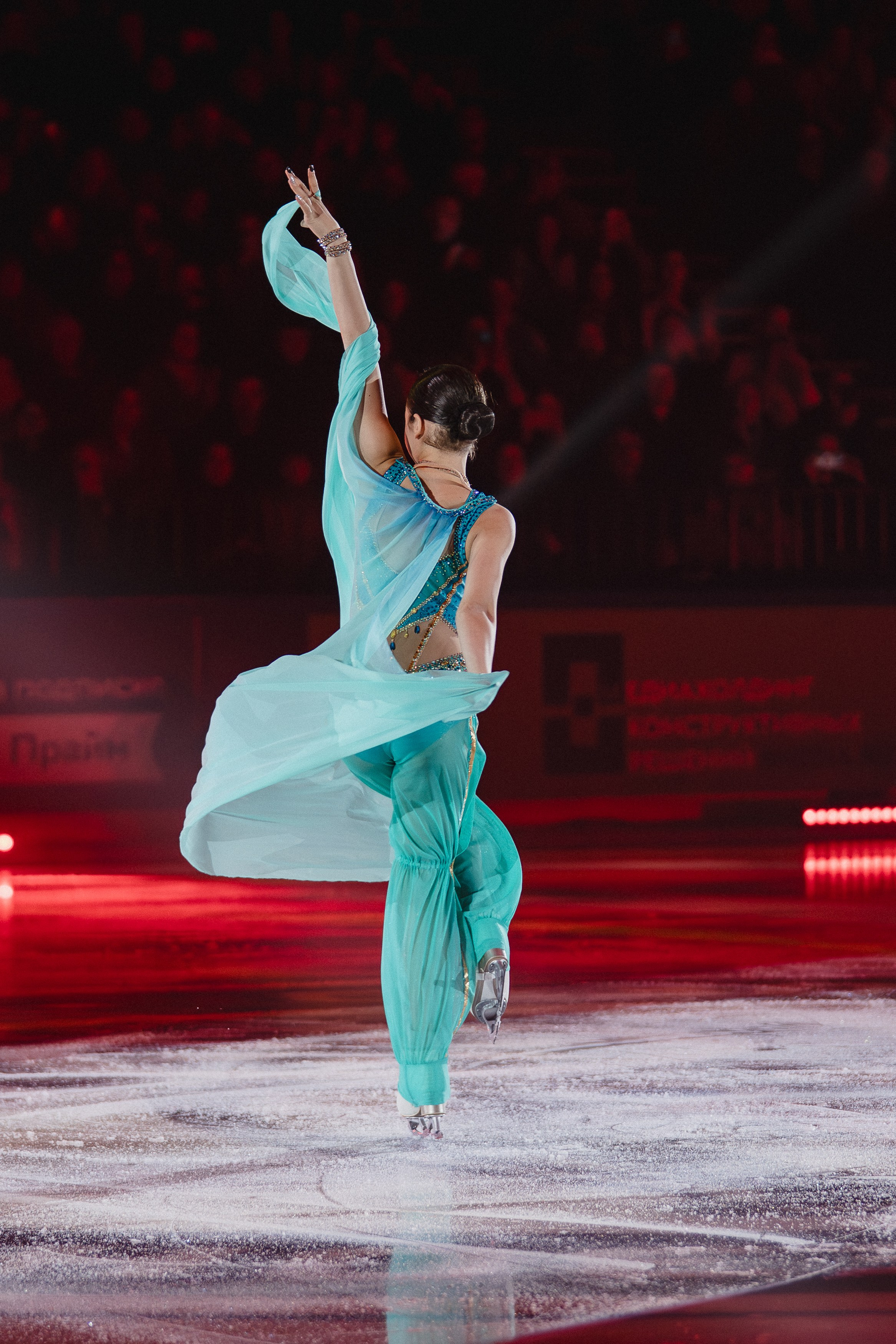 Шоу Этери Тутберидзе в Новосибирске. Воробьева Ксения — Спортивный и танцевальный фотограф Новосибирск