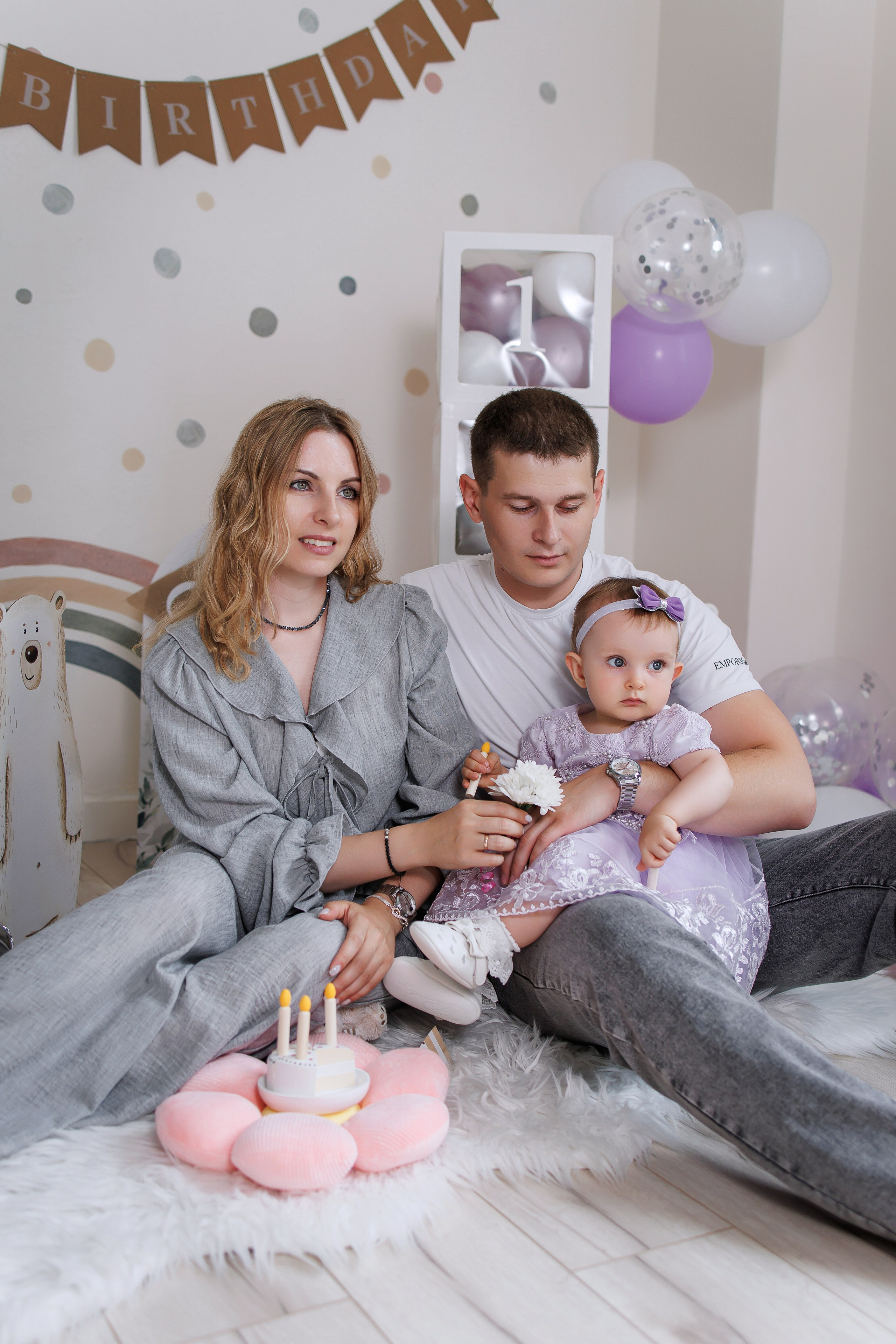 Ваши фотографии. Интерьерная фотостудия Background в Омске