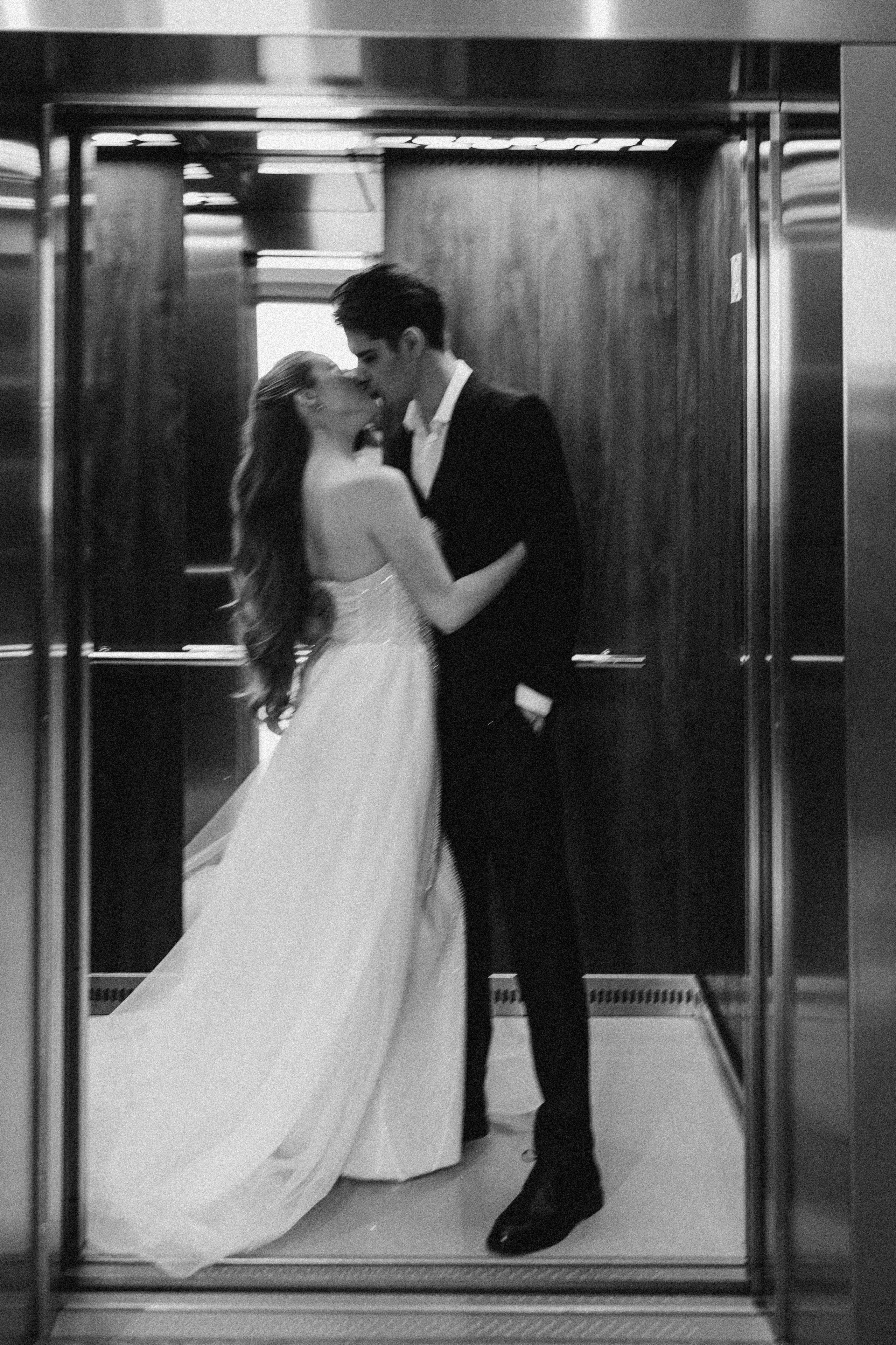 СВАДЕБНАЯ СЬЕМКА В ОТЕЛЕ В СИБИРИ. Профессиональный фотограф, Санкт-Петербург — Виктория Богомолова