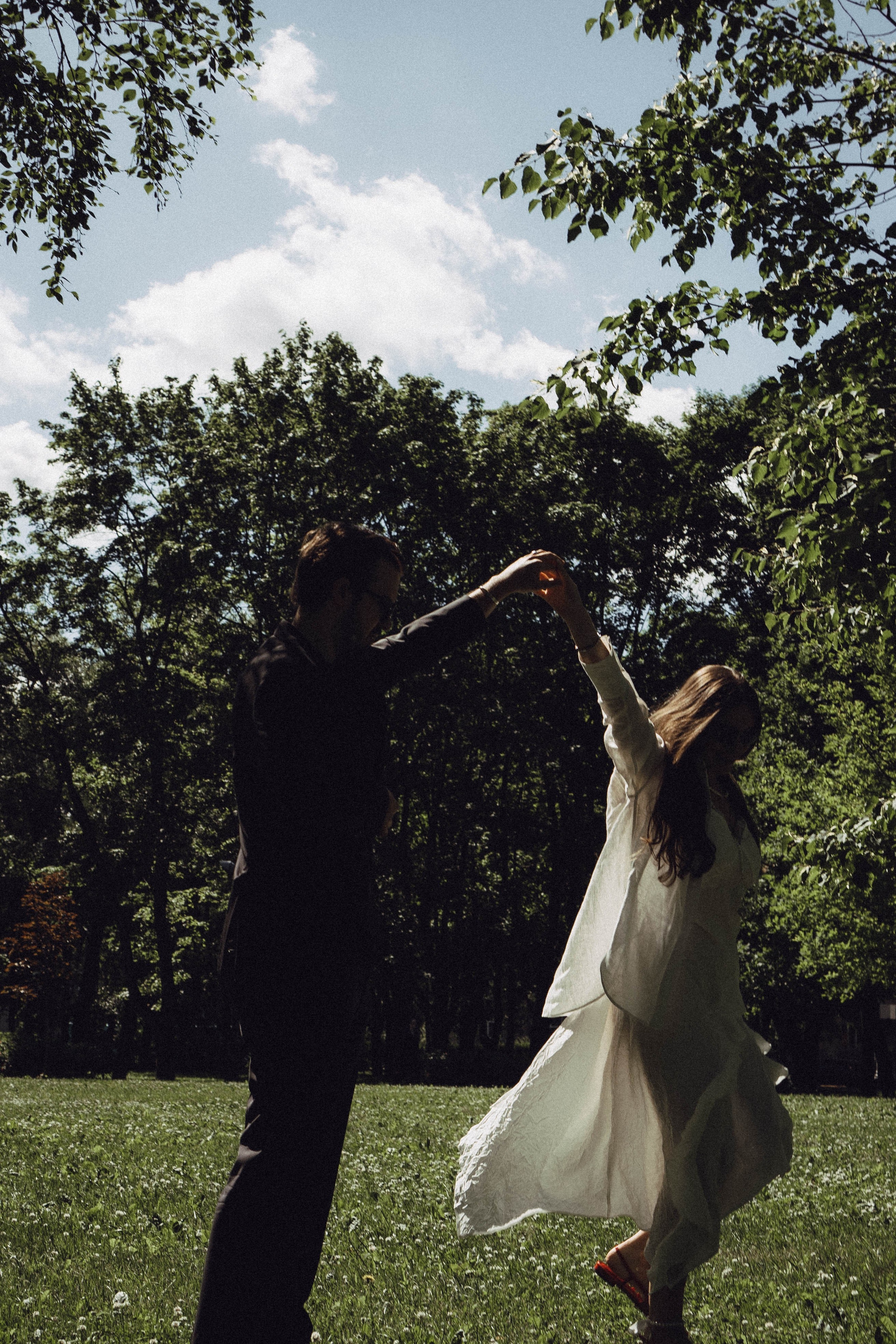 СВАДЕБНАЯ СЬЕМКА В ПАРКЕ ПОБЕДЫ И ПРОГУЛКА ПО МОСКОВСКОМУ ПРОСПЕКТУ. Профессиональный фотограф, Санкт-Петербург — Виктория Богомолова