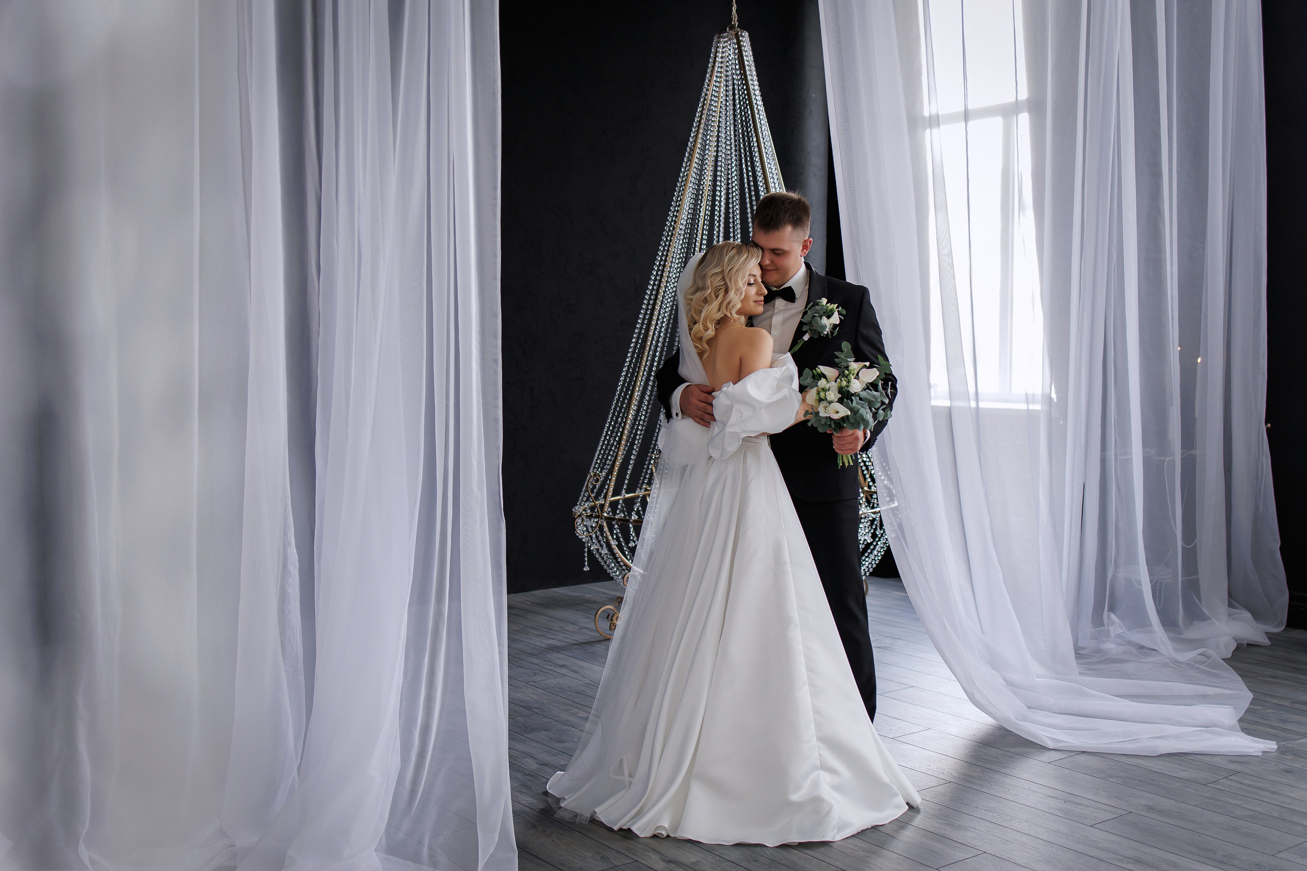 Штатный фотограф. Интерьерная фотостудия Background в Омске