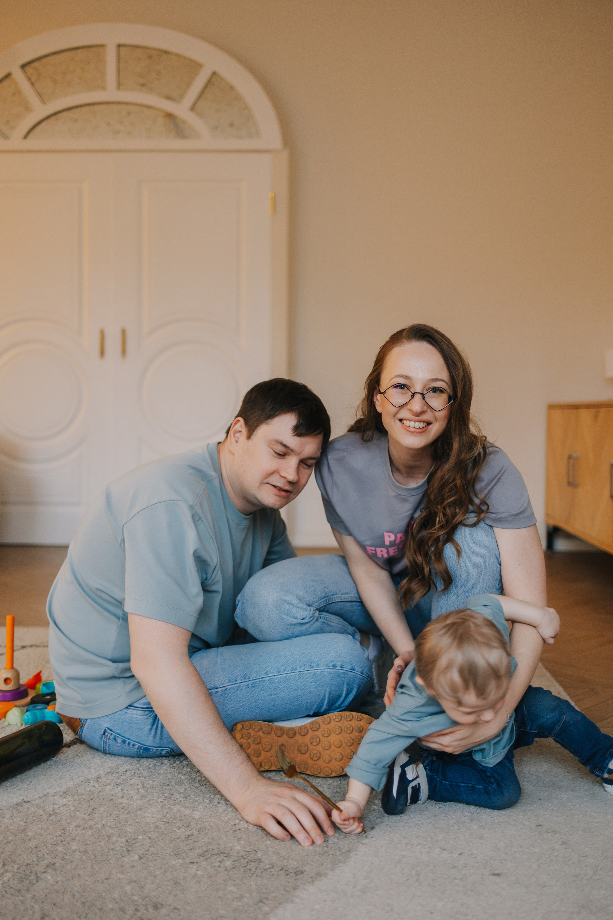 Большая семья. Домашняя фотосессия