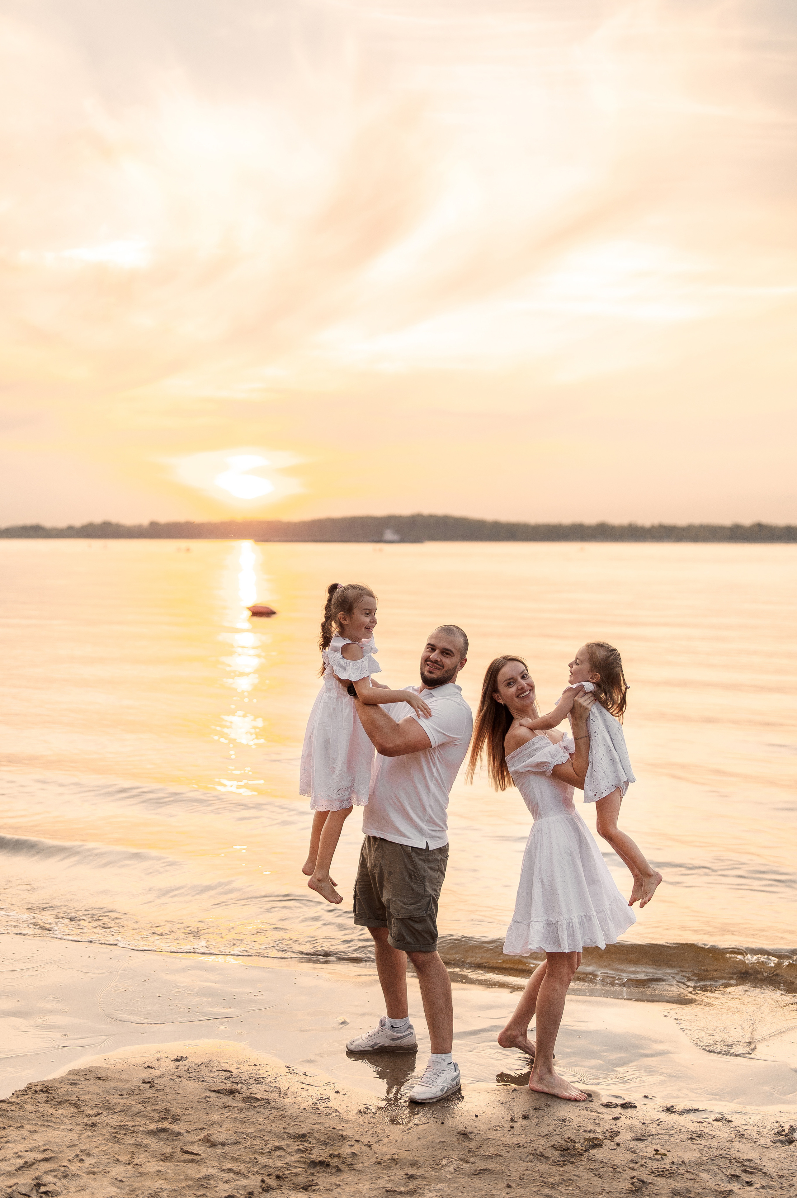 …. Свадебный фотограф Евгения Наумовец