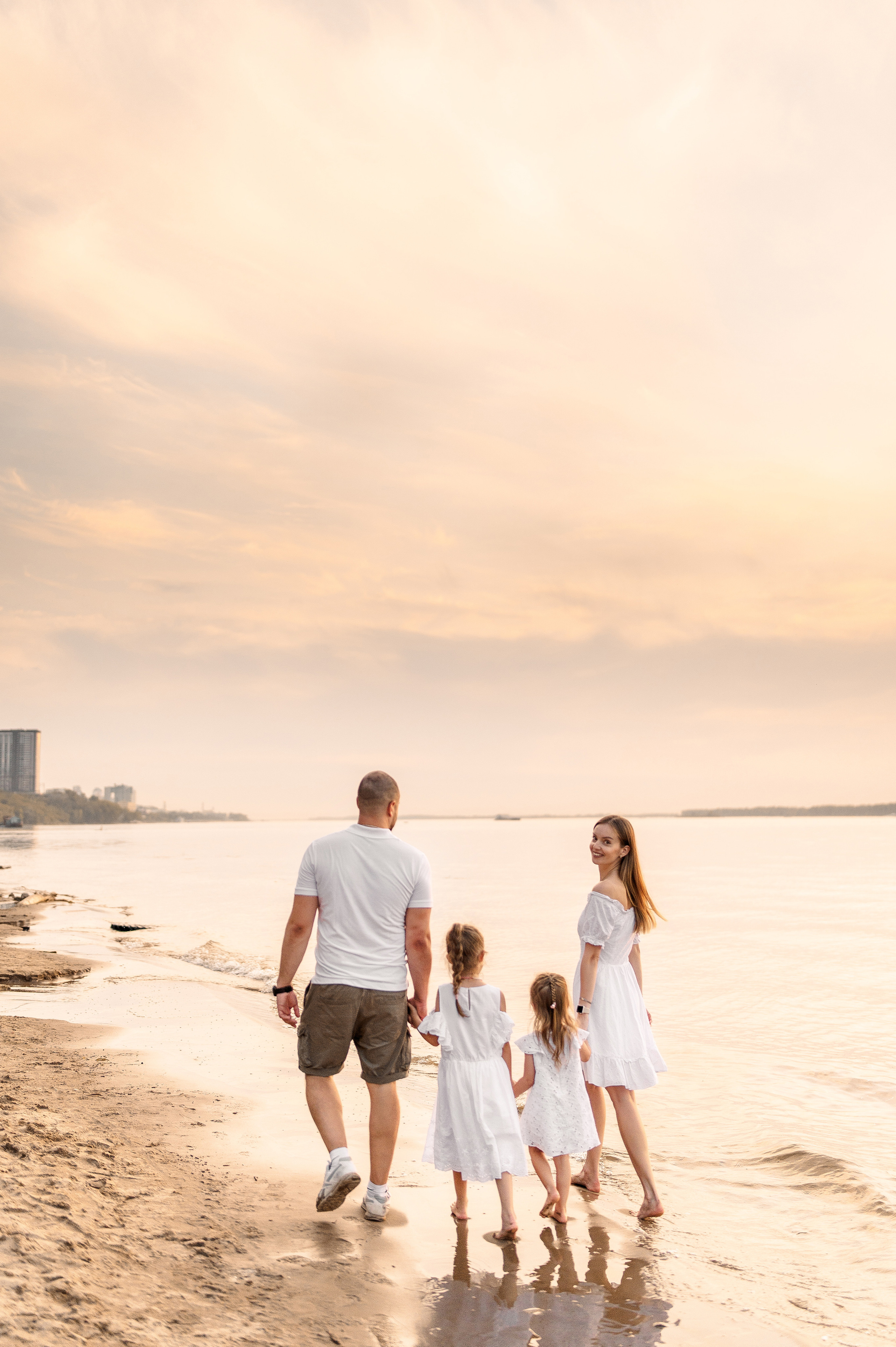 …. Свадебный фотограф Евгения Наумовец