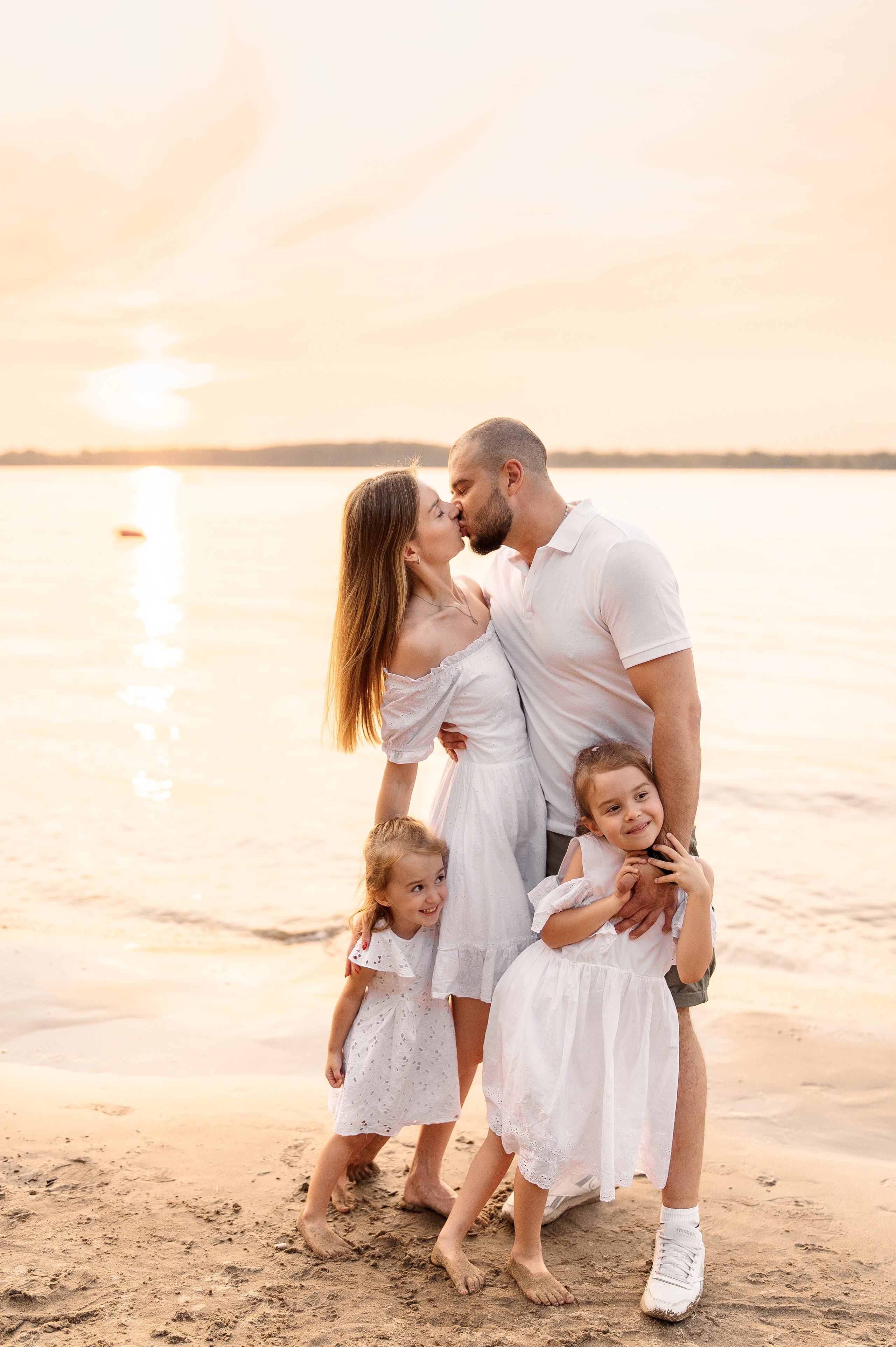 …. Свадебный фотограф Евгения Наумовец