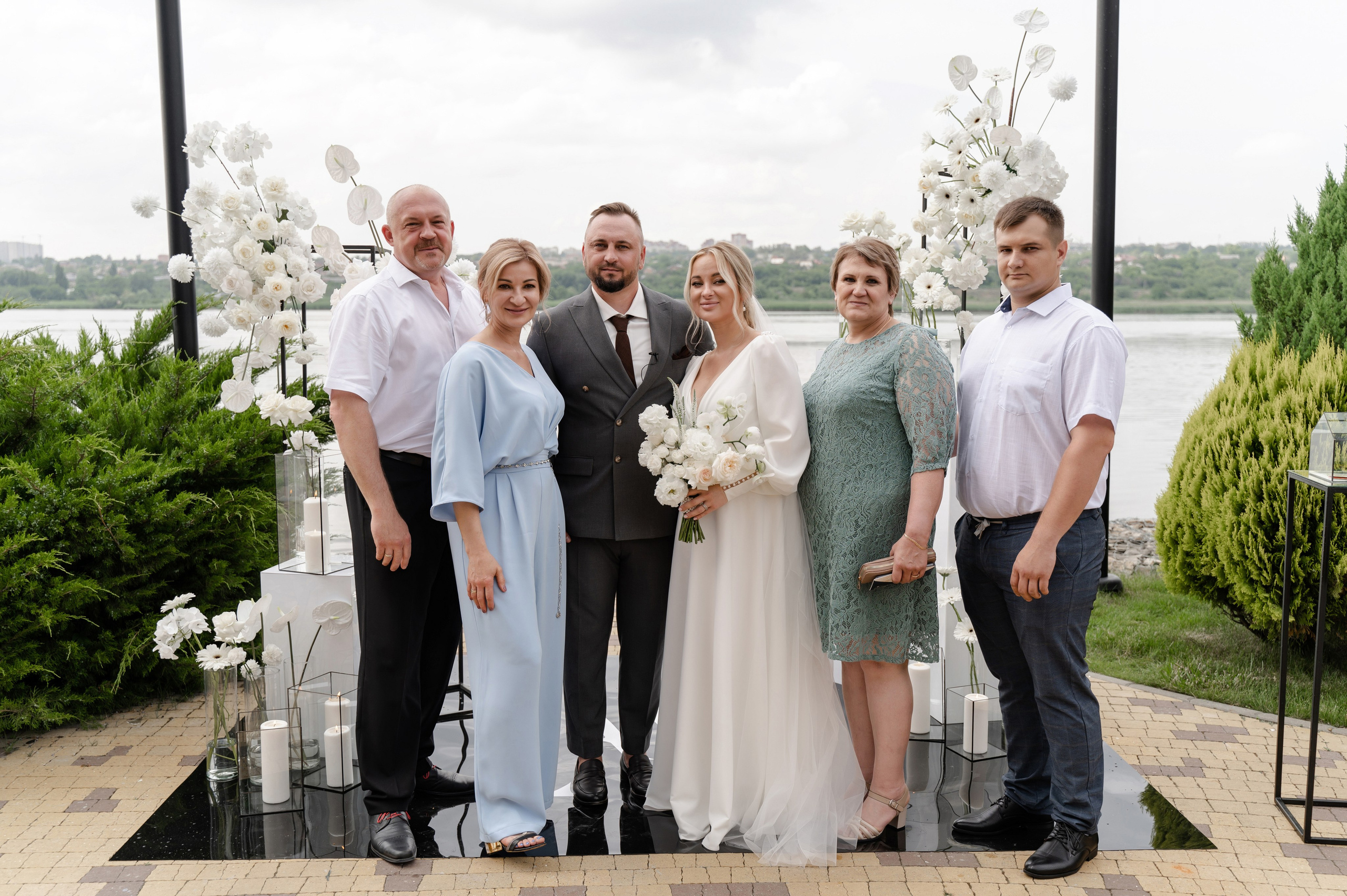 Свадебная фотосессия в отеле Hayat Regency Rostov. Свадебный фотограф в Ростове Максимов Максим