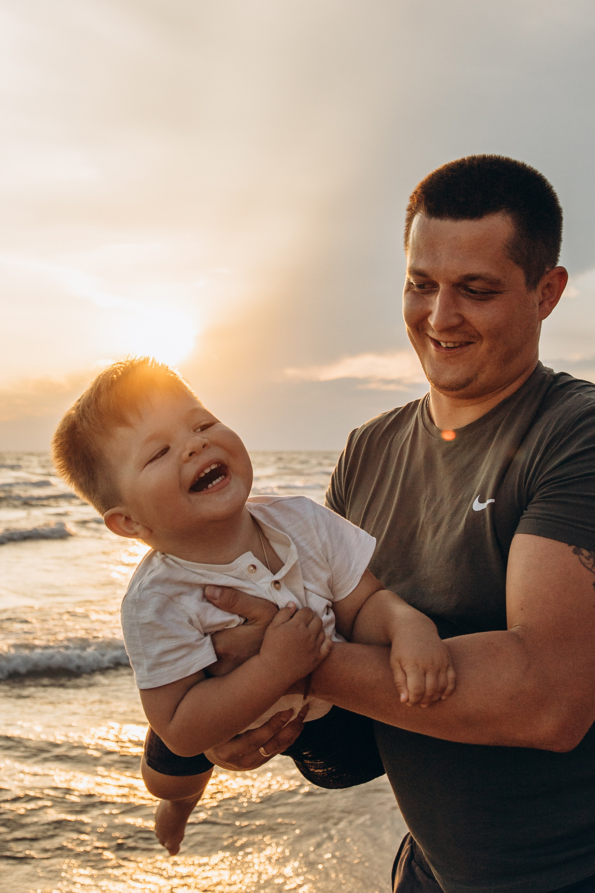 Михаил, Алена и Кирюша — встреча заката с любимыми. Семейный фотограф Новороссийск, Анапа, Геленджик — Юлия Давыдова
