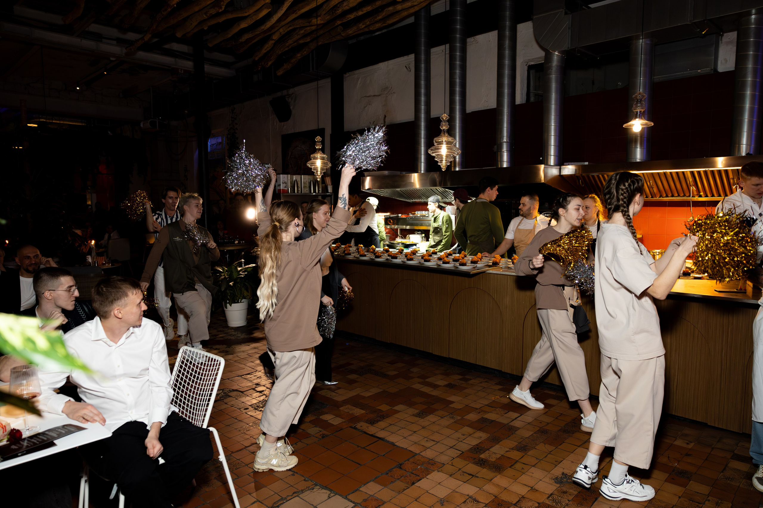 НЕ классический гастрономический ужин Gastrodvor. Дженбаз Павел — фотограф в Ялте