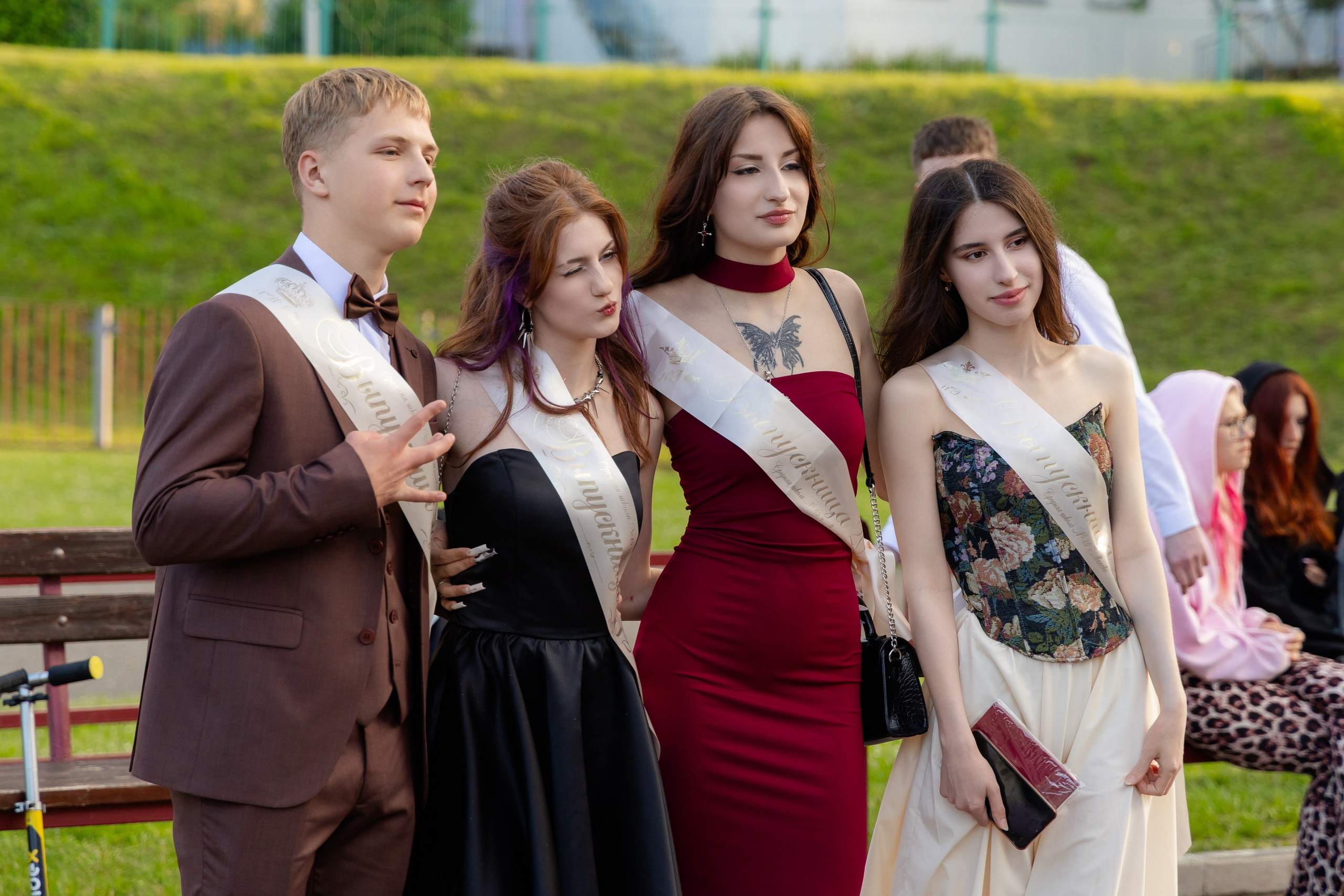 Школьный выпускной 2025 год в Минске, Беларуси. Свадебный фотограф в Минске/Беларуси Сергей Спиридонов