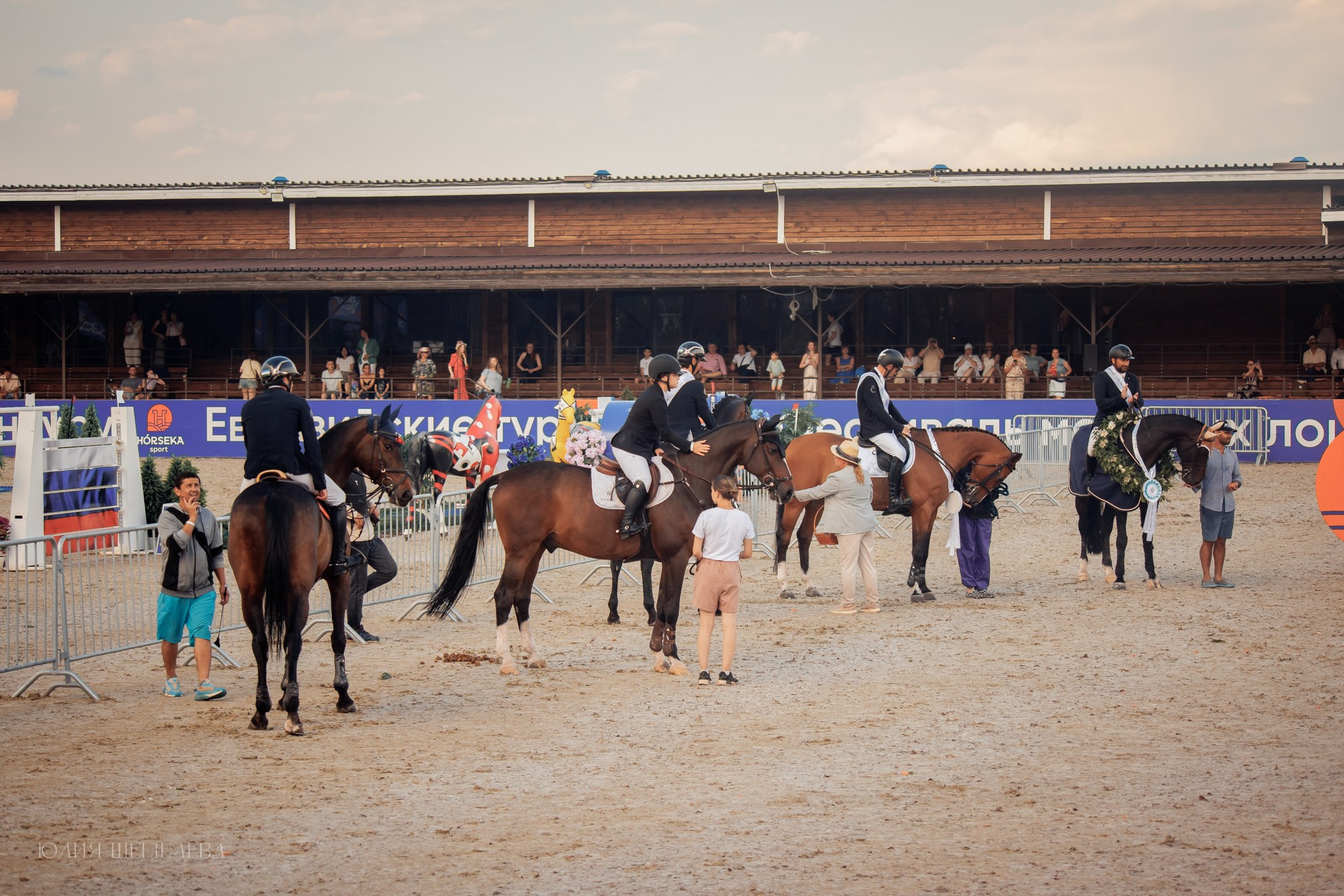 Дерби. Horseka 2024. Детская Конная фотография в Москве Юлия Шепелева