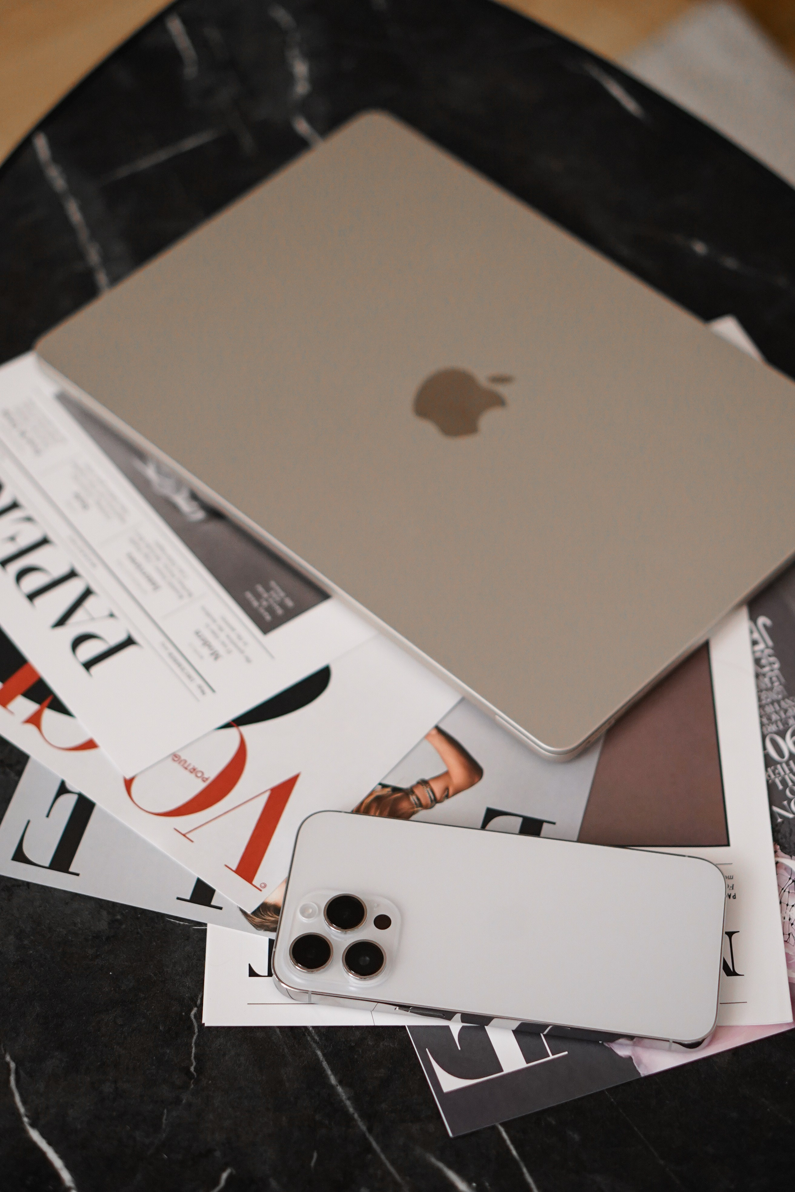 Контент съемка для эксперта по недвижимости Ксении. Контент фотограф Санкт-Петербург Богодухова Лариса