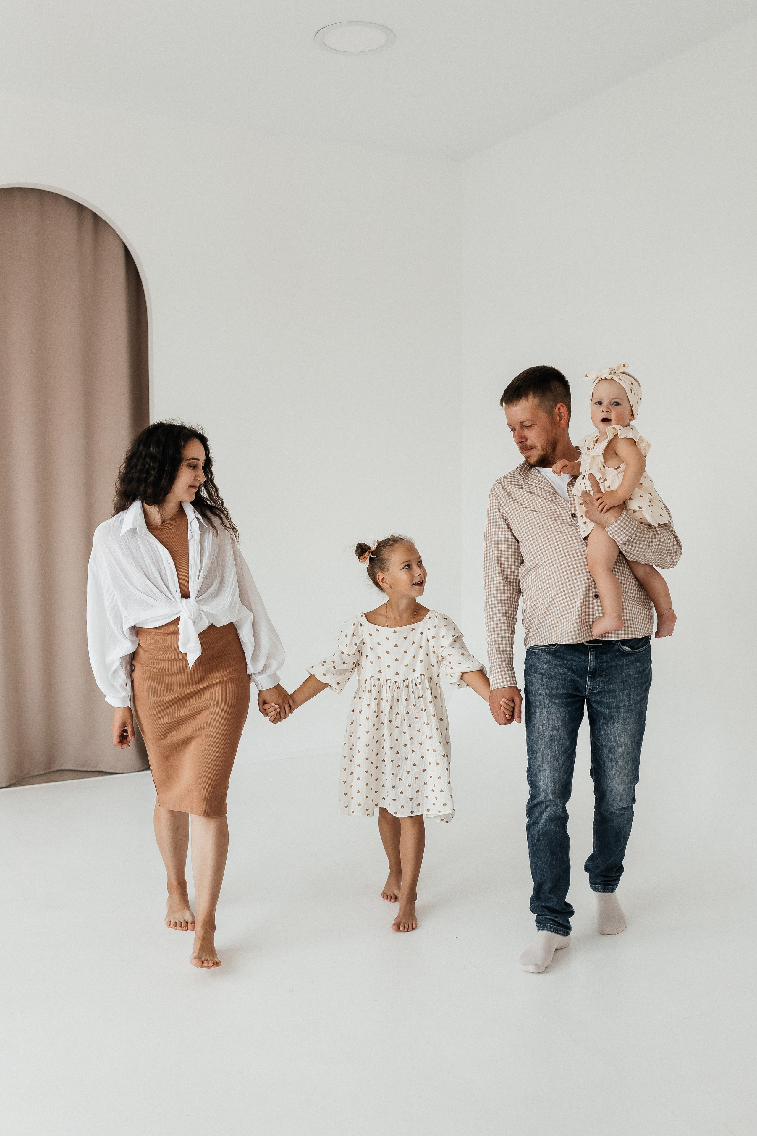 Артём/Лена/Арина/Маша. Свадебный и семейный фотограф в Екатеринбурге